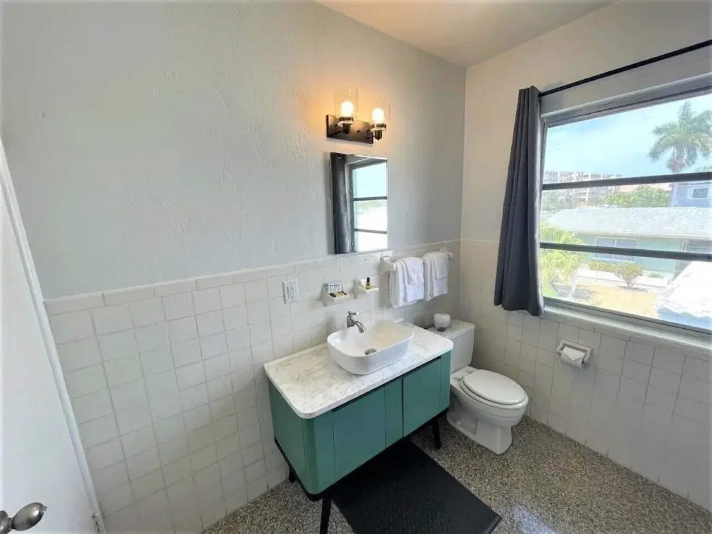 Sea Jay Motel & Marina