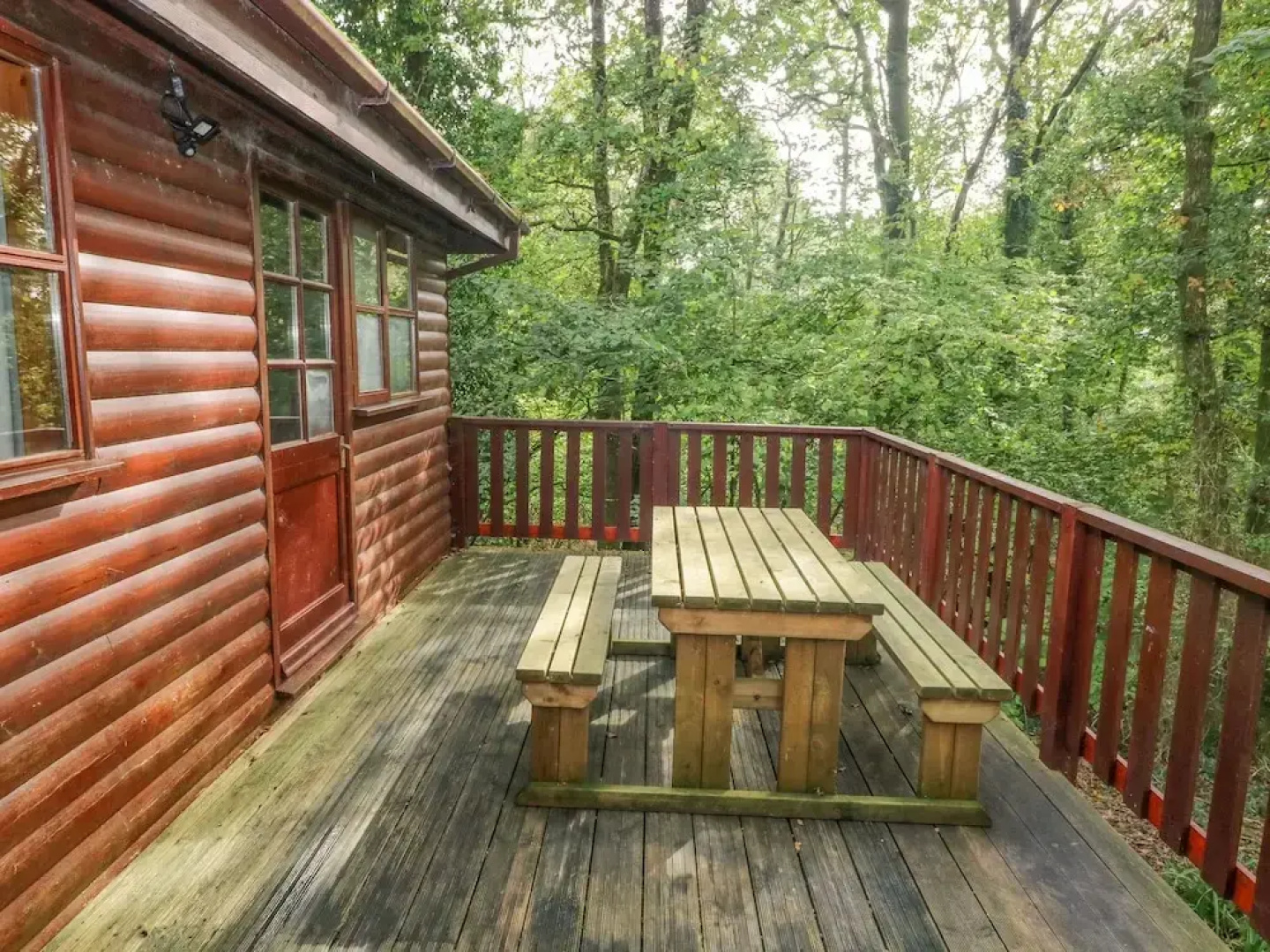 Acorn Lodge