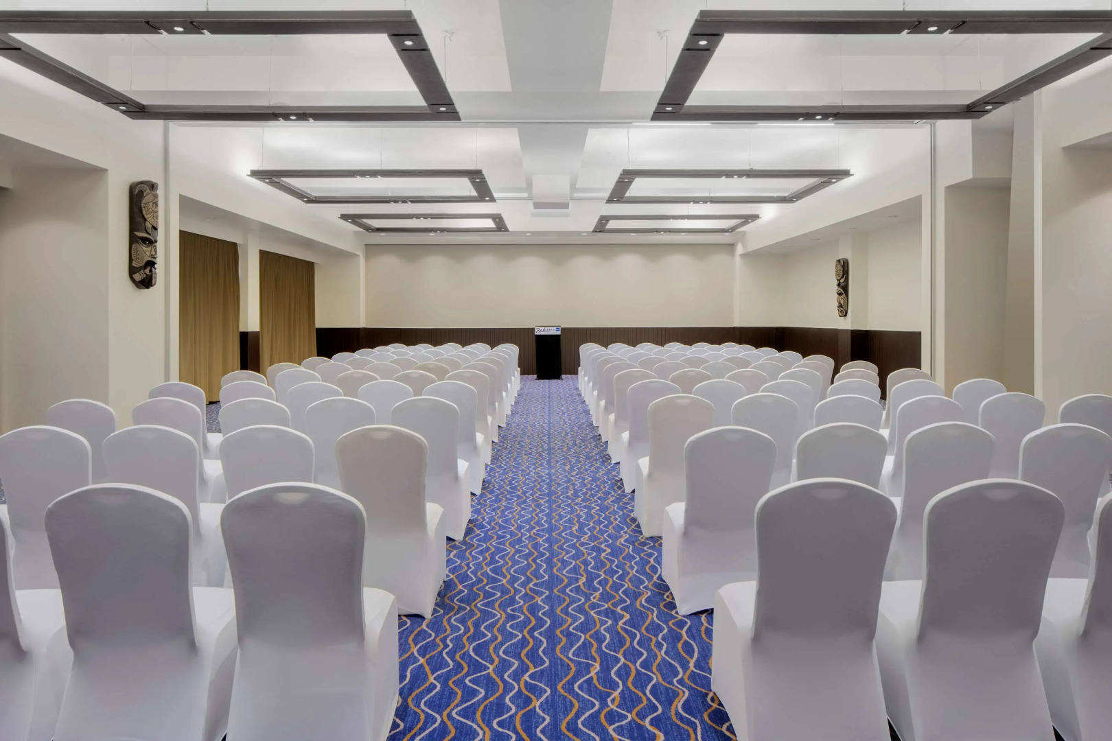 Radisson Blu Resort Fiji Denarau Island