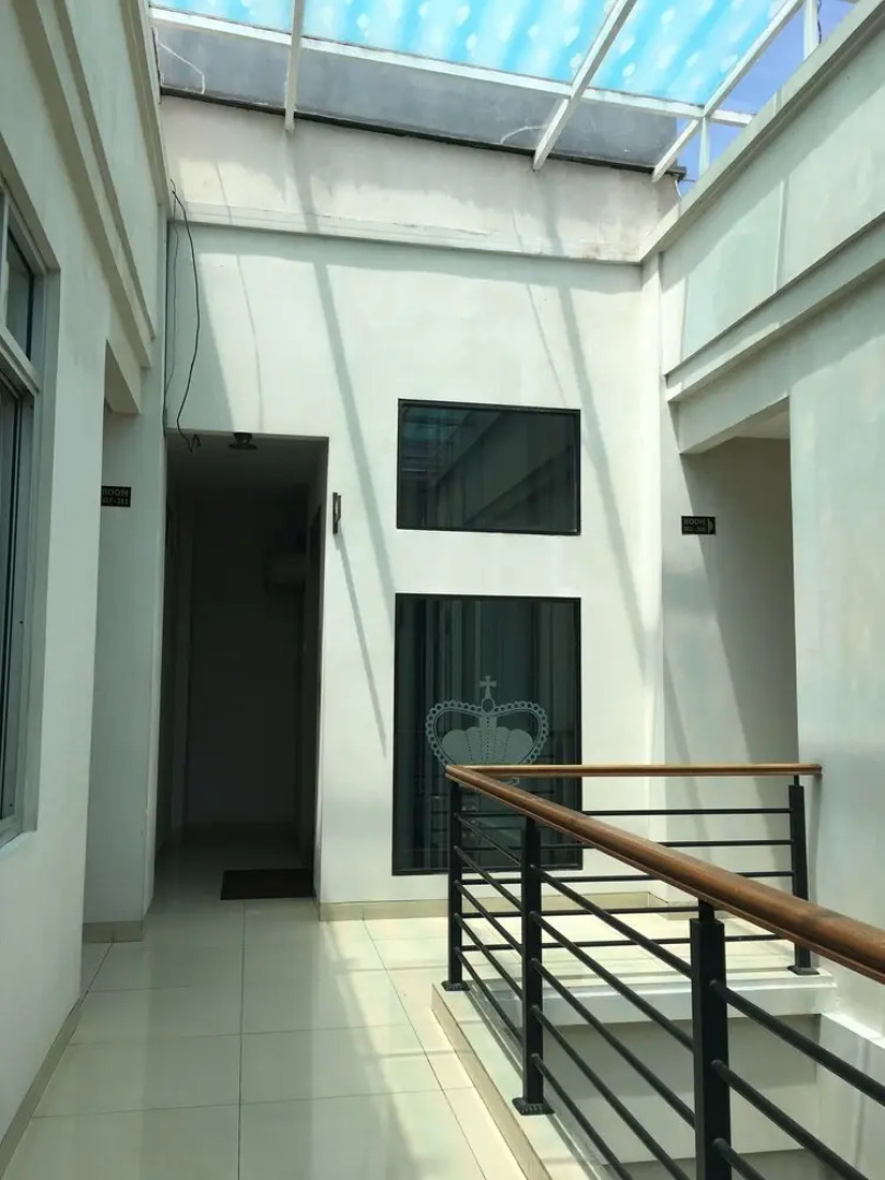 OYO 831 Central Hotel