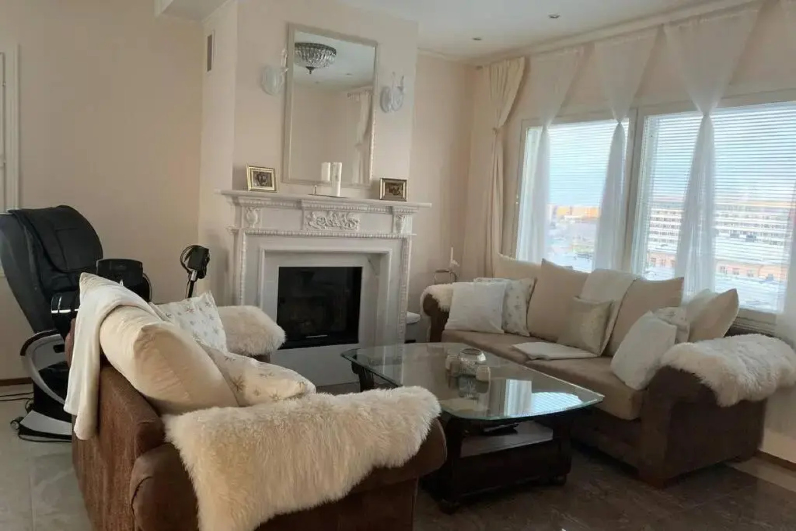 DOWNTOWN PENTHOUSE-SPA,sauna,3BR,seaview,free park