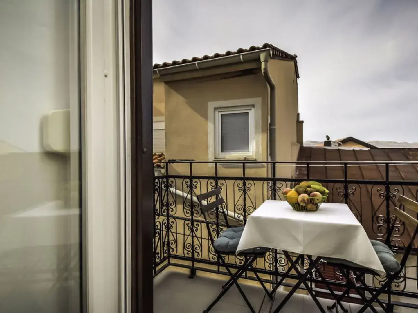 Apartment Snježana Karlobag 28539