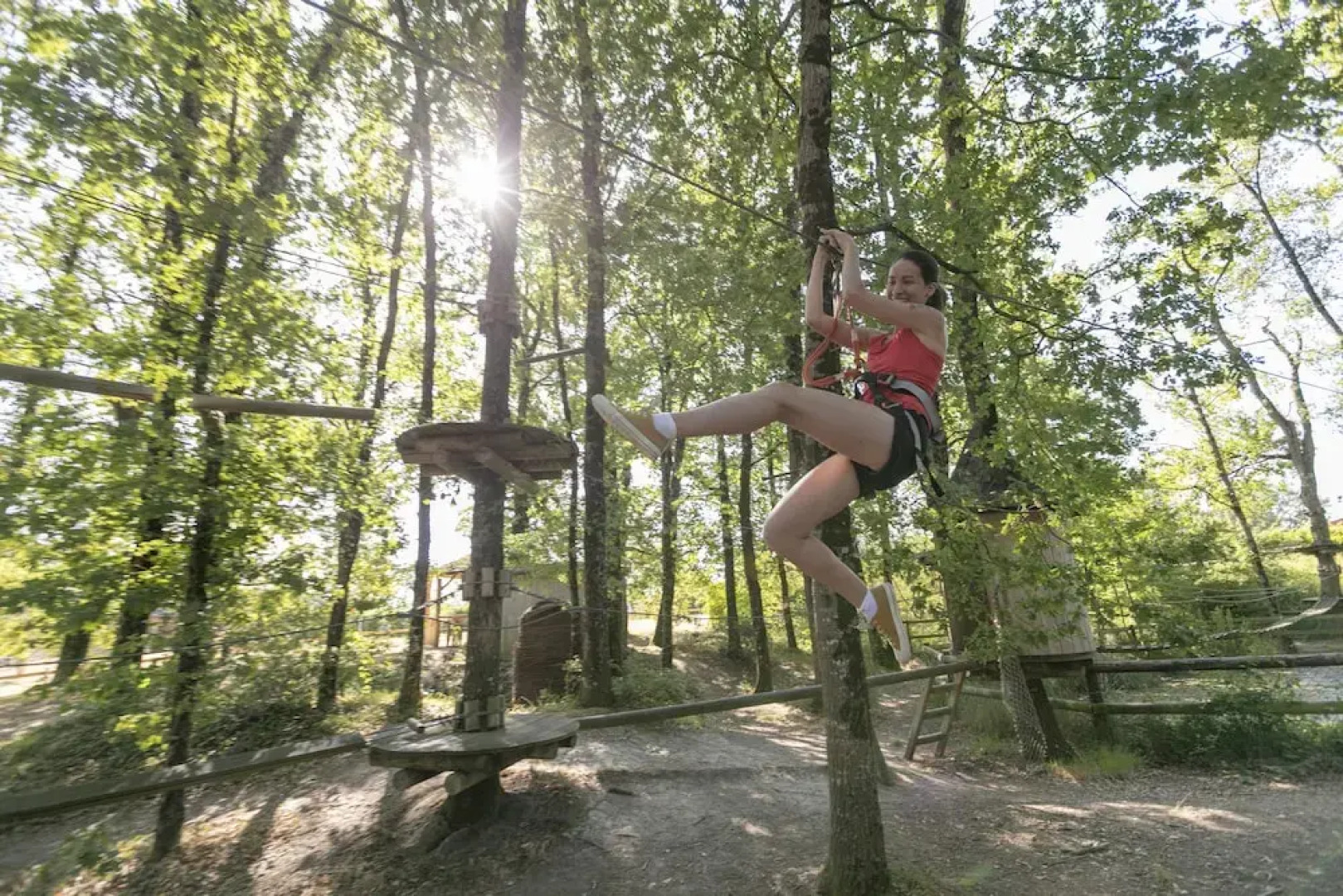 DéfiPlanet' à Dienné - Hébergements insolites