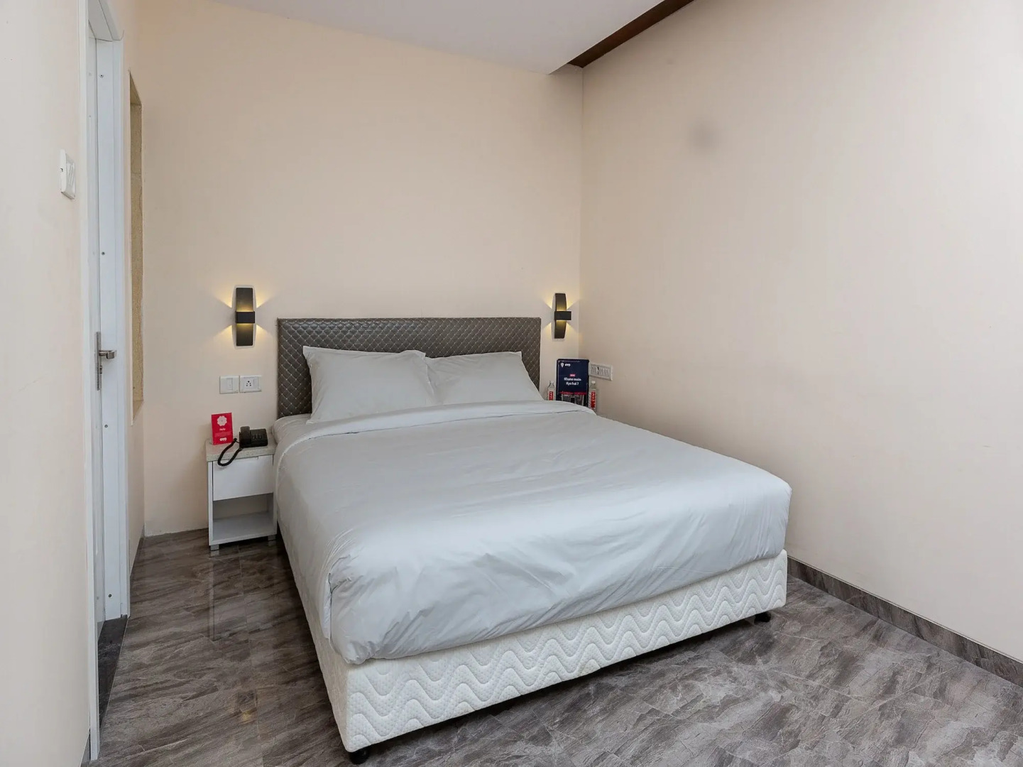 OYO 20021 Flagship Siruseri OMR