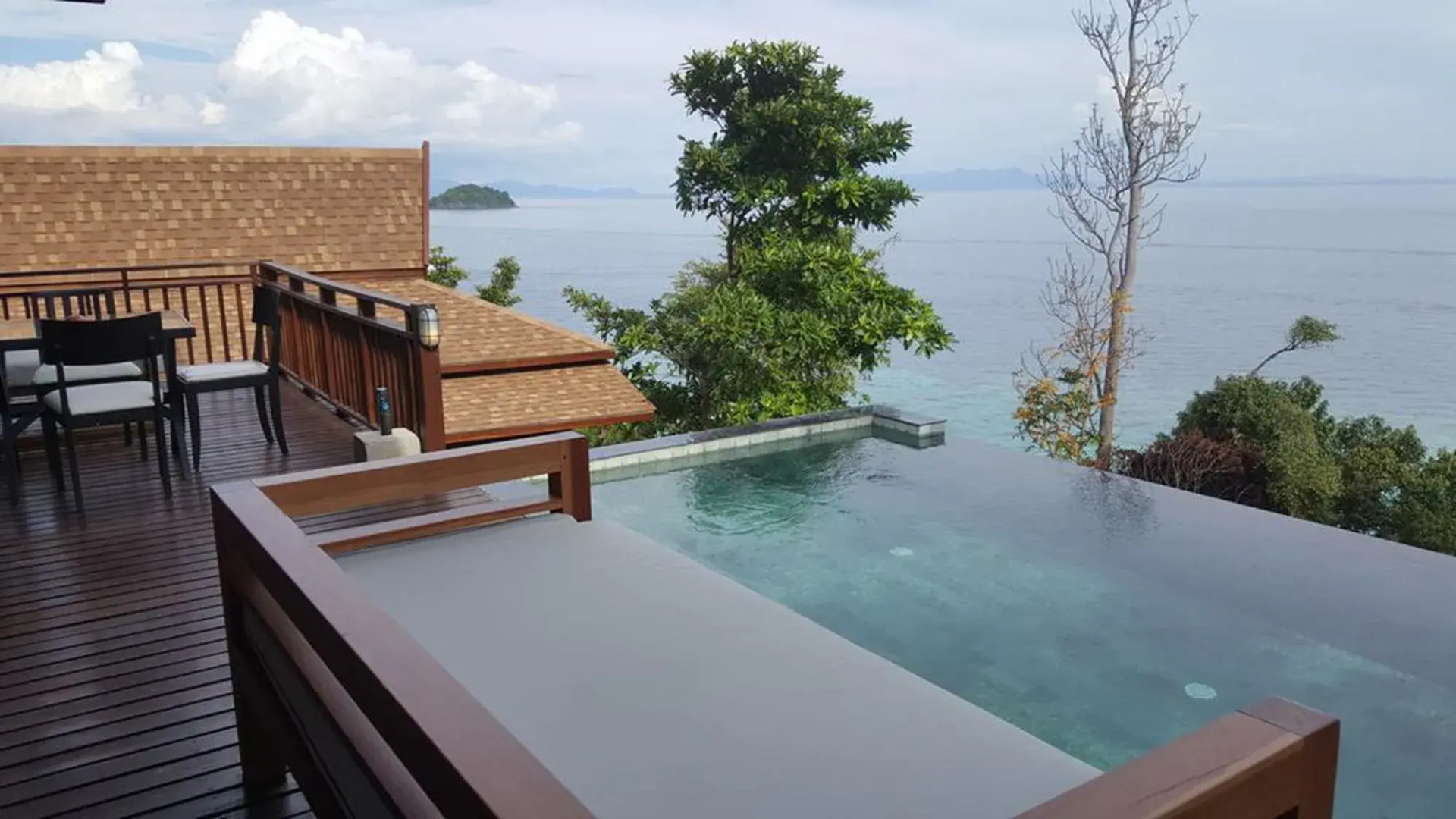 Serendipity Beach Resort Koh Lipe
