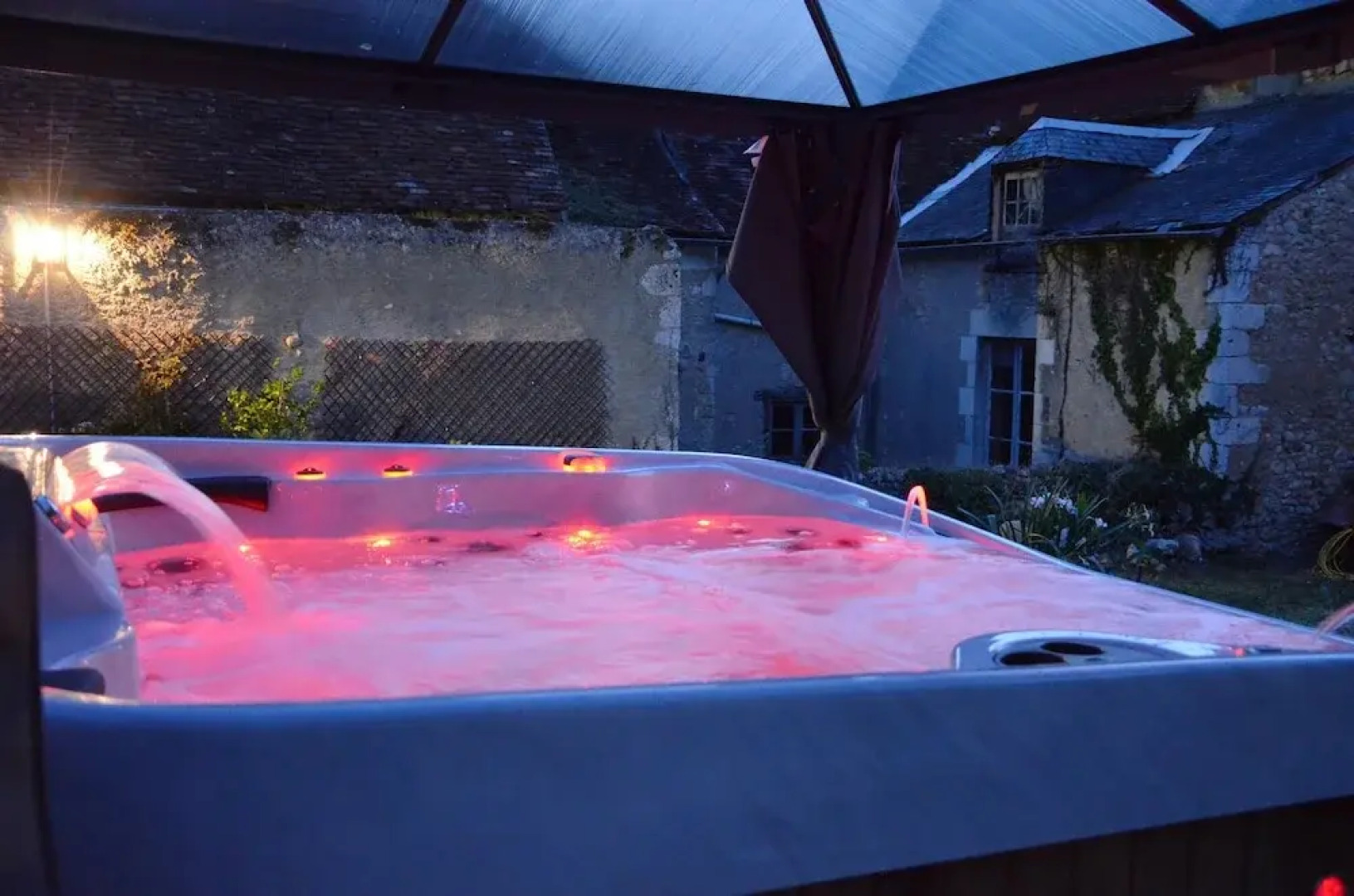 House With 3 Bedrooms in Le Blanc, With Enclosed Garden and Wifi