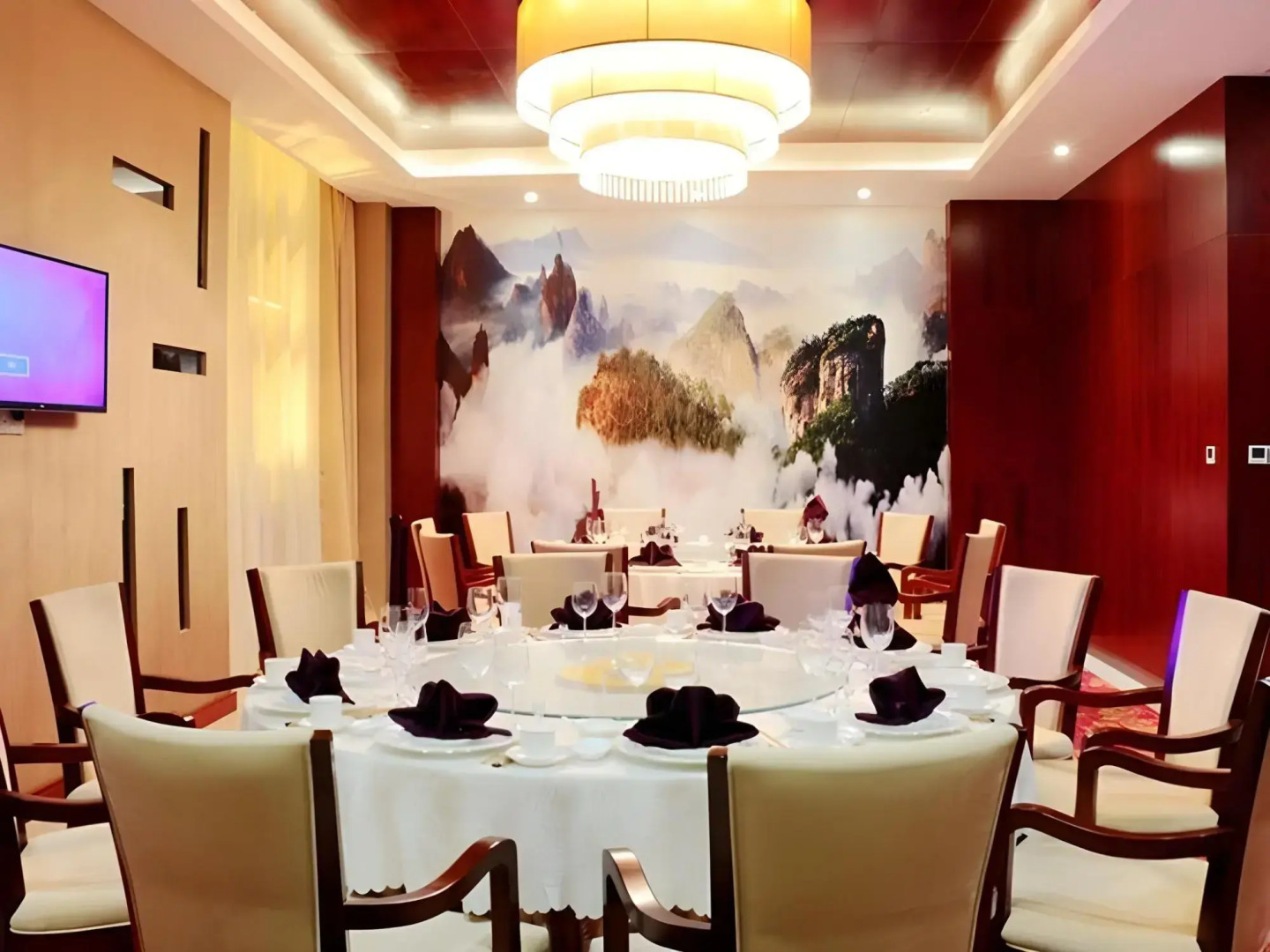 The Grand Plaza Hotel