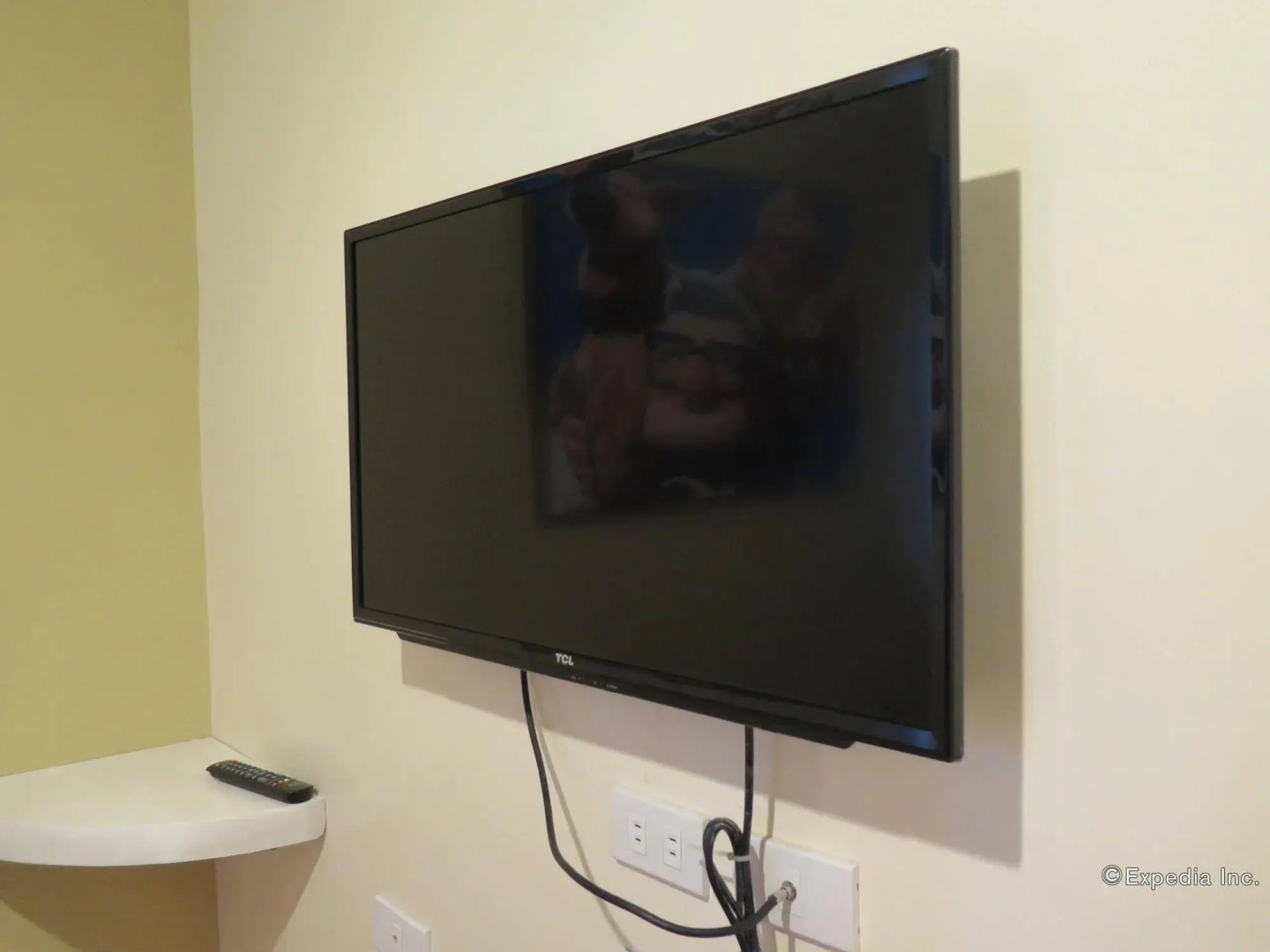 TR3ATS Guest House Bohol - Hostel