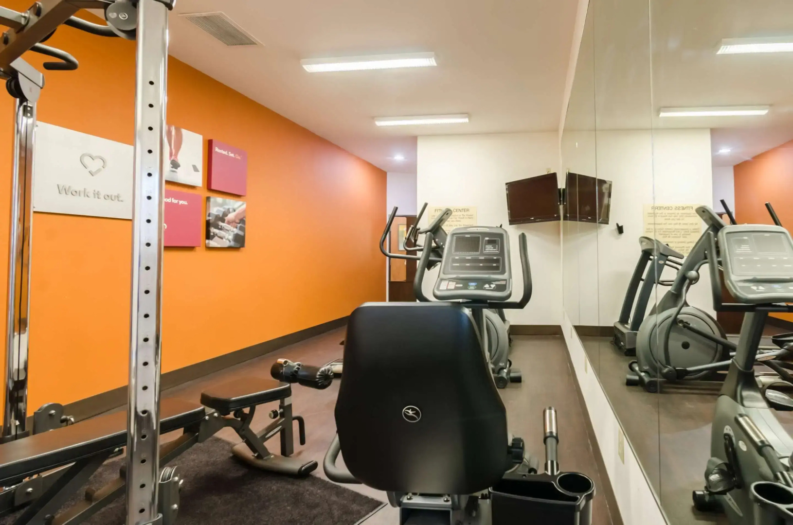 Comfort Suites Salina South