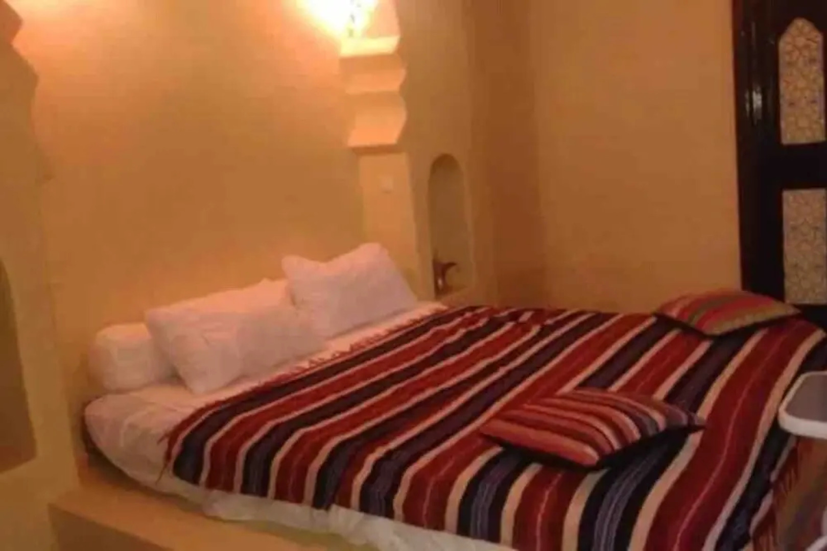 Unique 9 Bedroom House in National Park