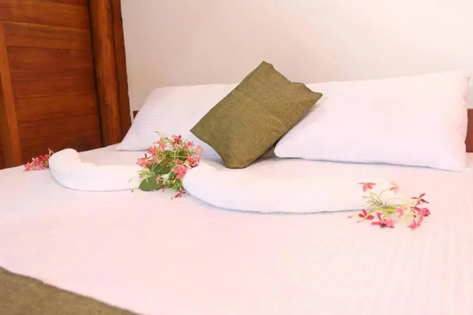 mastodon valley safari resort