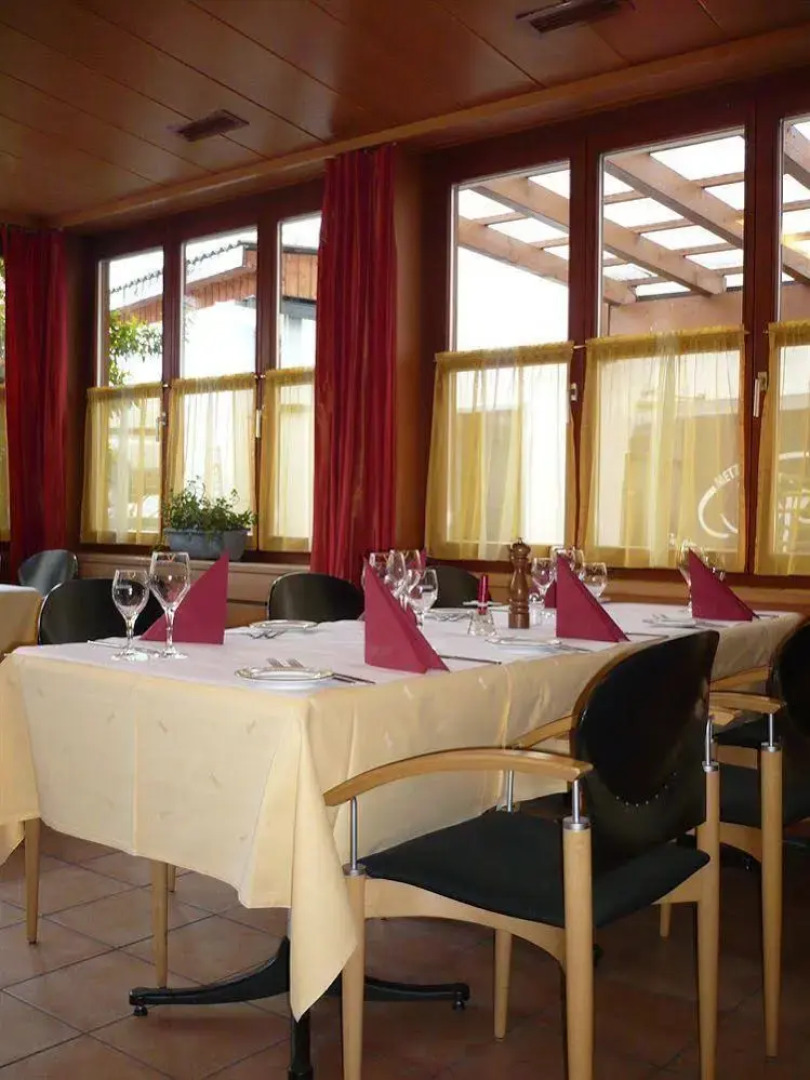 Hotel Grischunata Weiss Kreuz