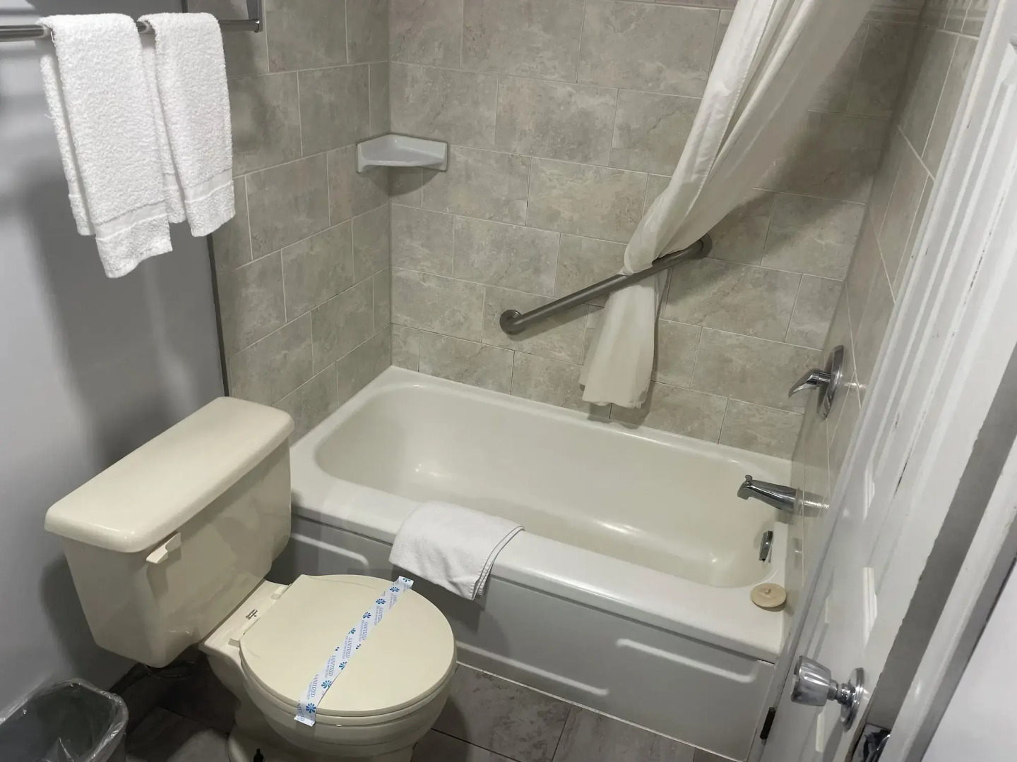 Bancroft Inn & Suites