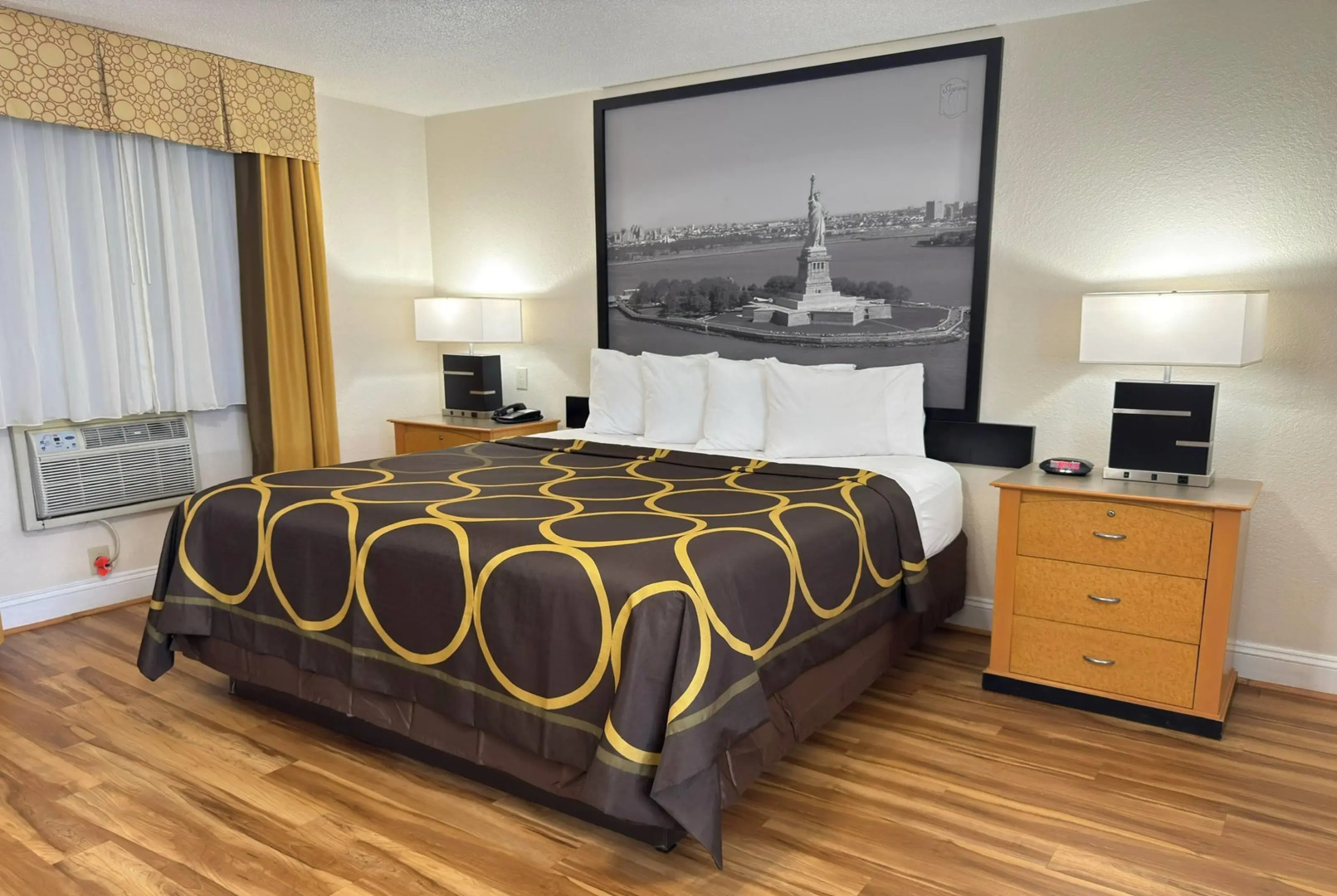 Super 8 by Wyndham Anderson/Clemson Area