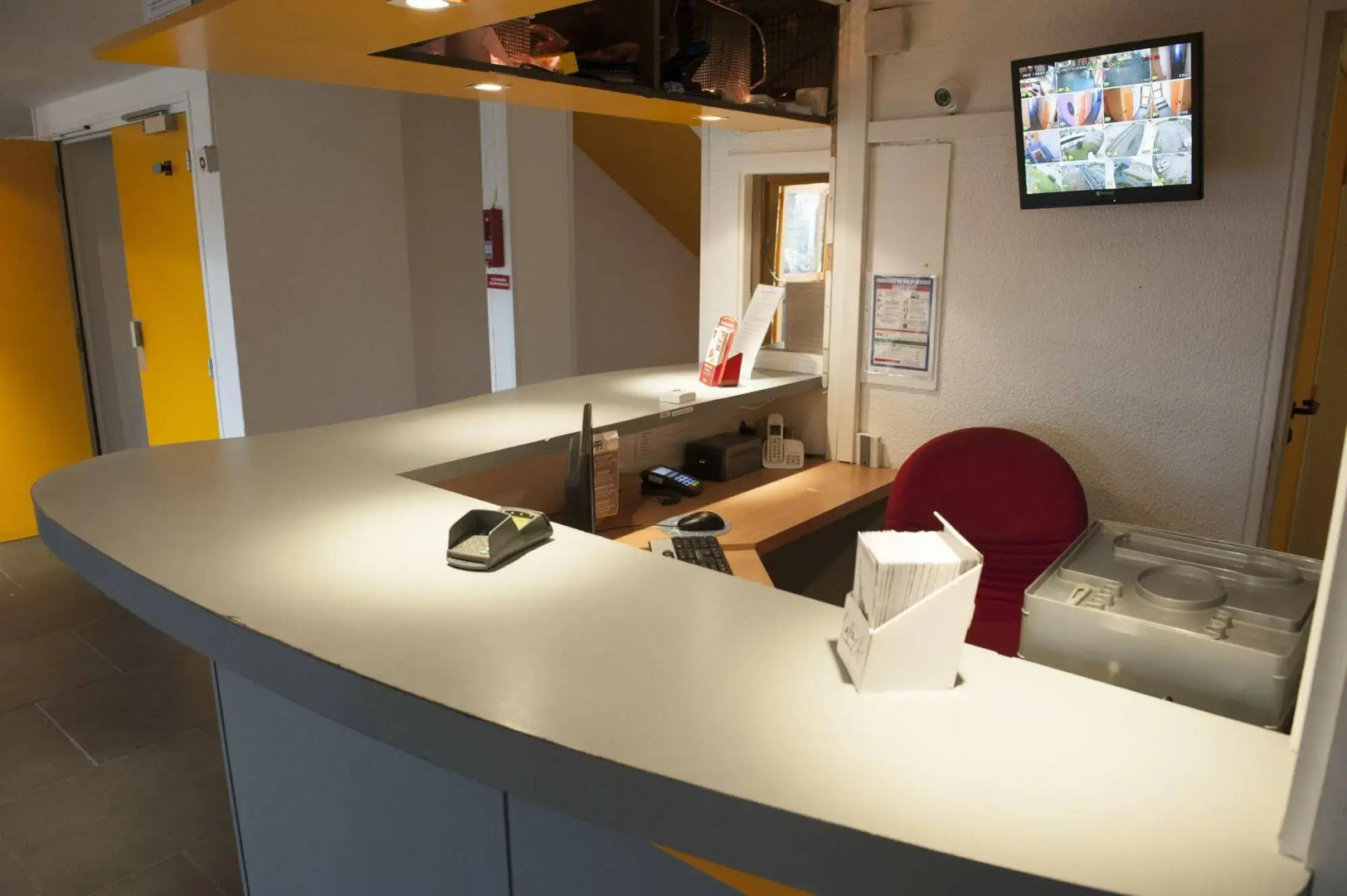 Egg Hotel Goussainville CDG