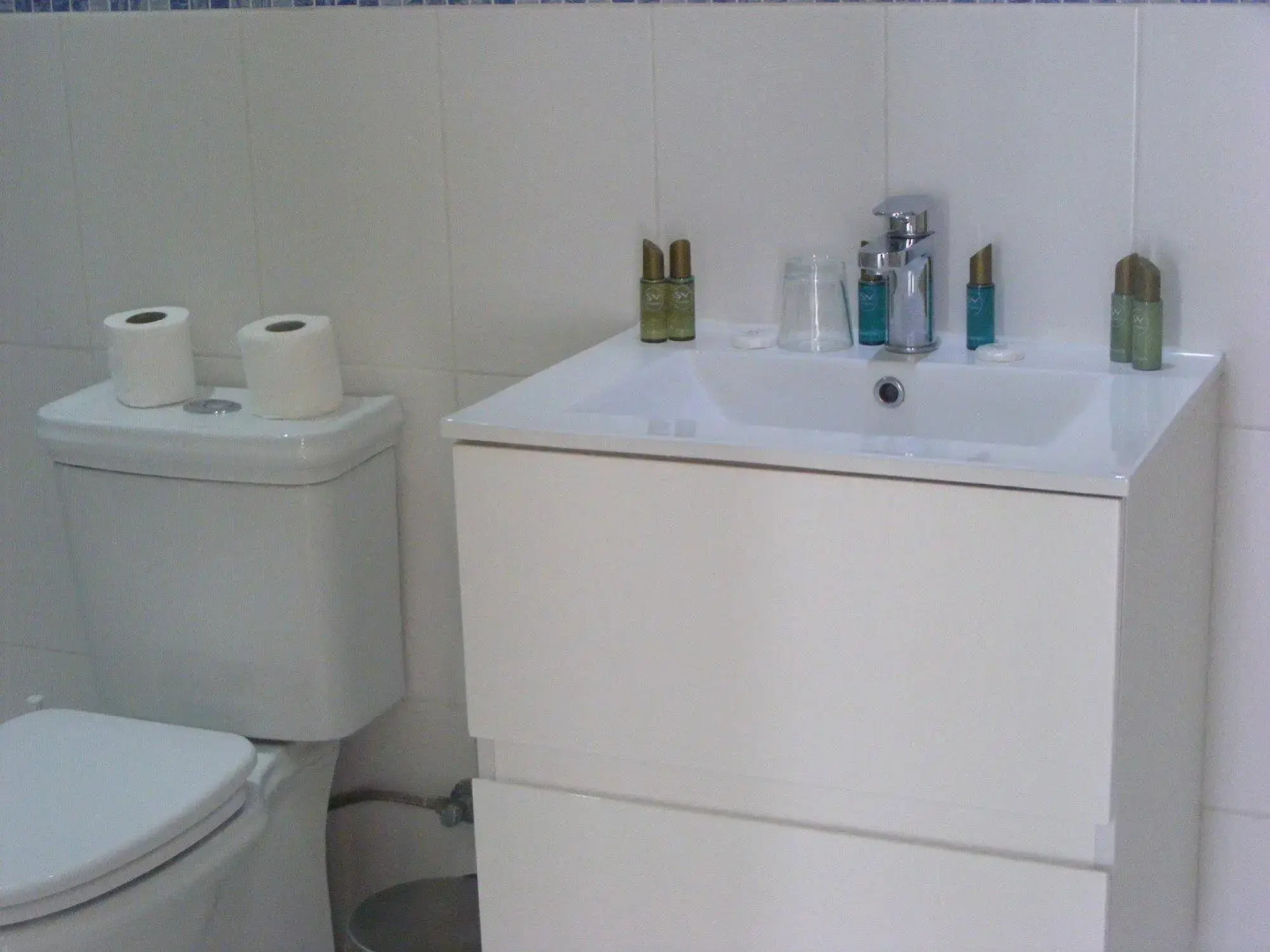 Sun Hall Beach Hotel Apts.