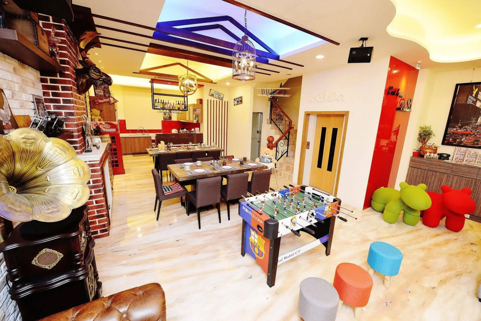 C'est La Vie No. 8 B&B