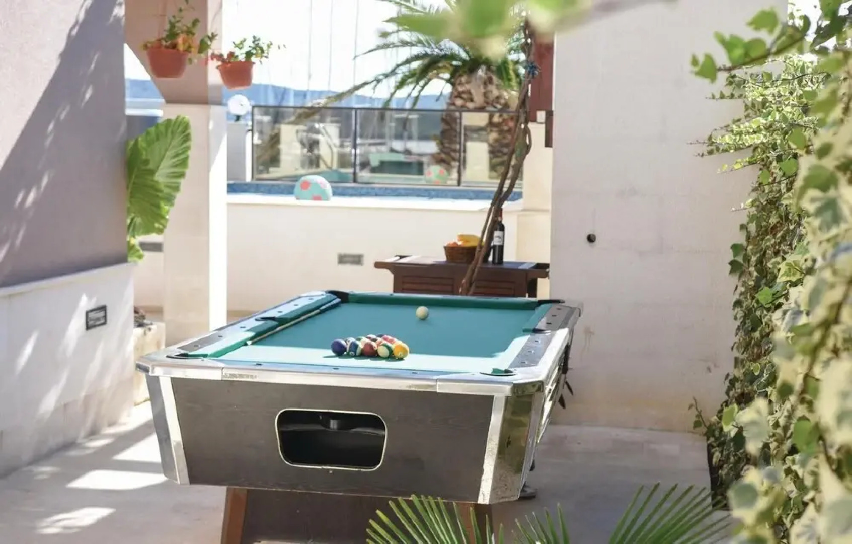 Beautiful Home in Kastel Gomilica With Jacuzzi, Wifi and 8 Bedrooms