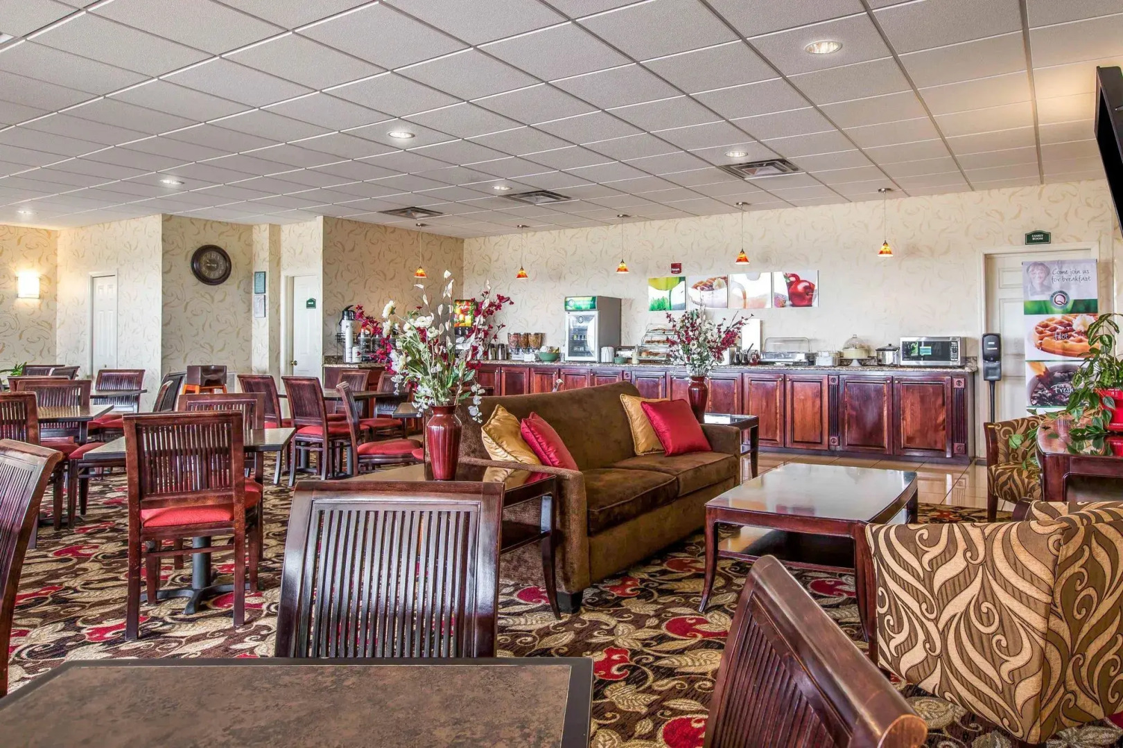 Quality Inn & Suites near Lake Eufaula