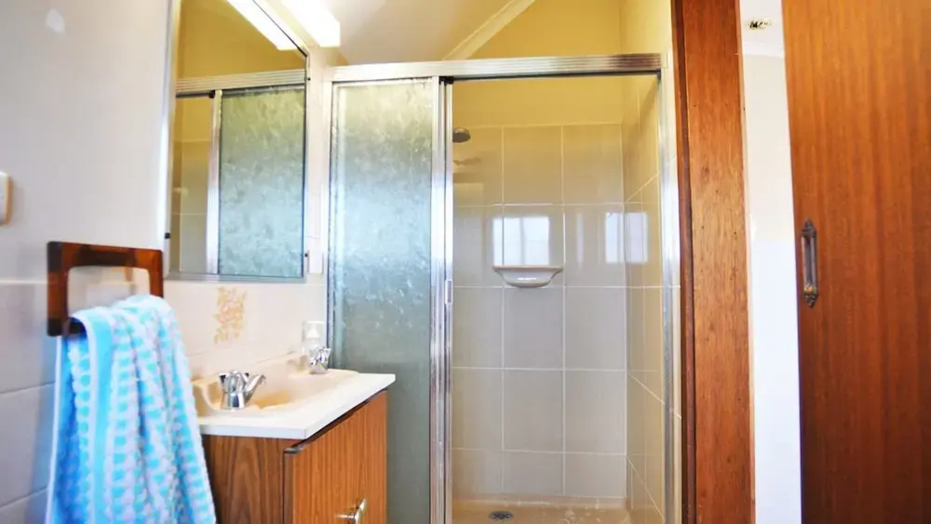 Getaway On Garden - Free Wifi - Pet Friendly (Outside Only)