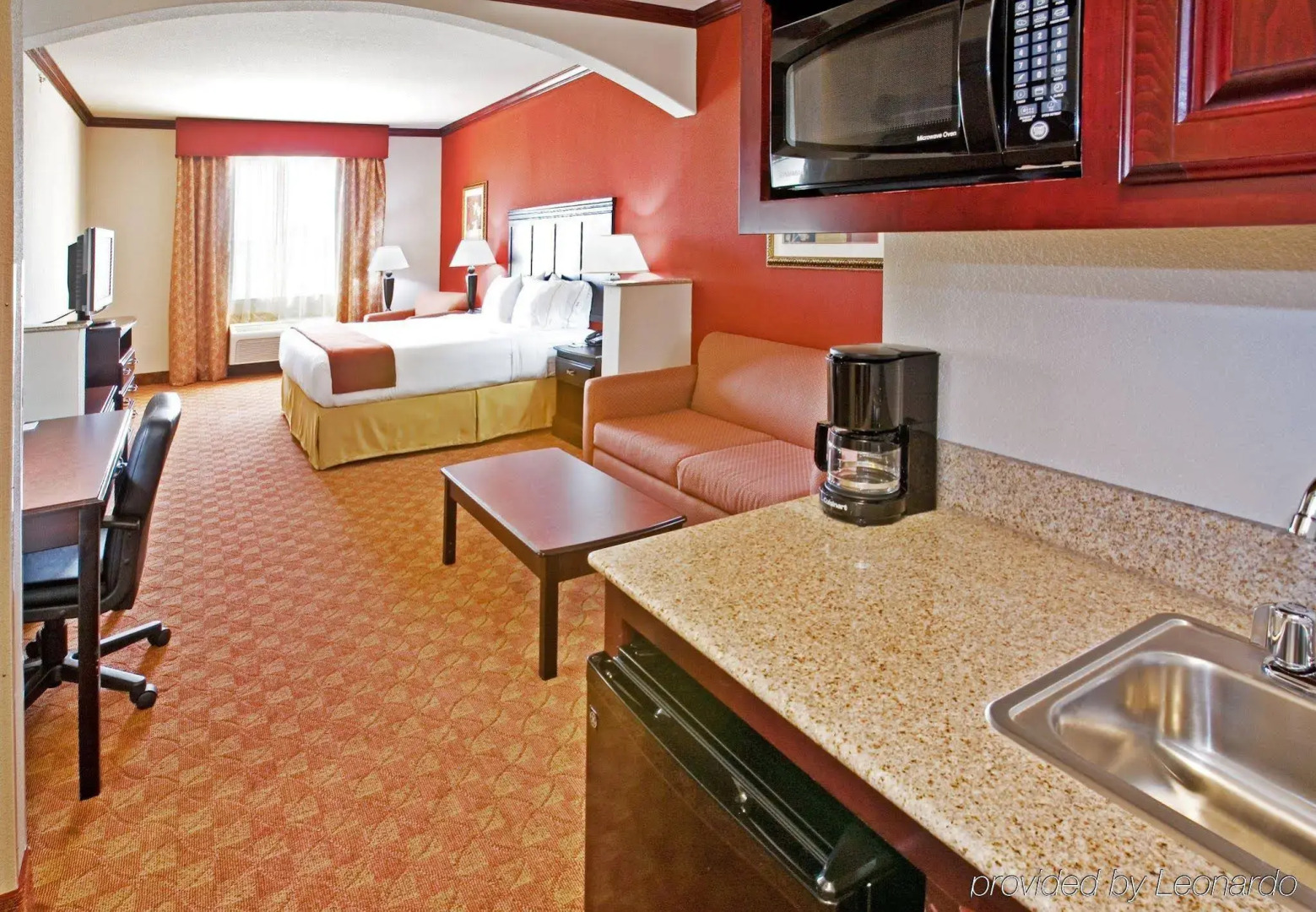 Holiday Inn Express Hotel & Suites Terrell by IHG