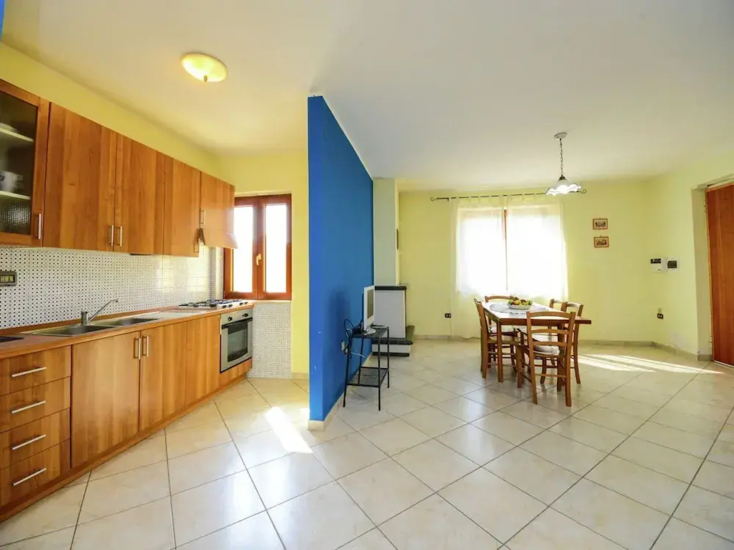 Comfortable Holiday Home in Torrecuso Italy With Pool