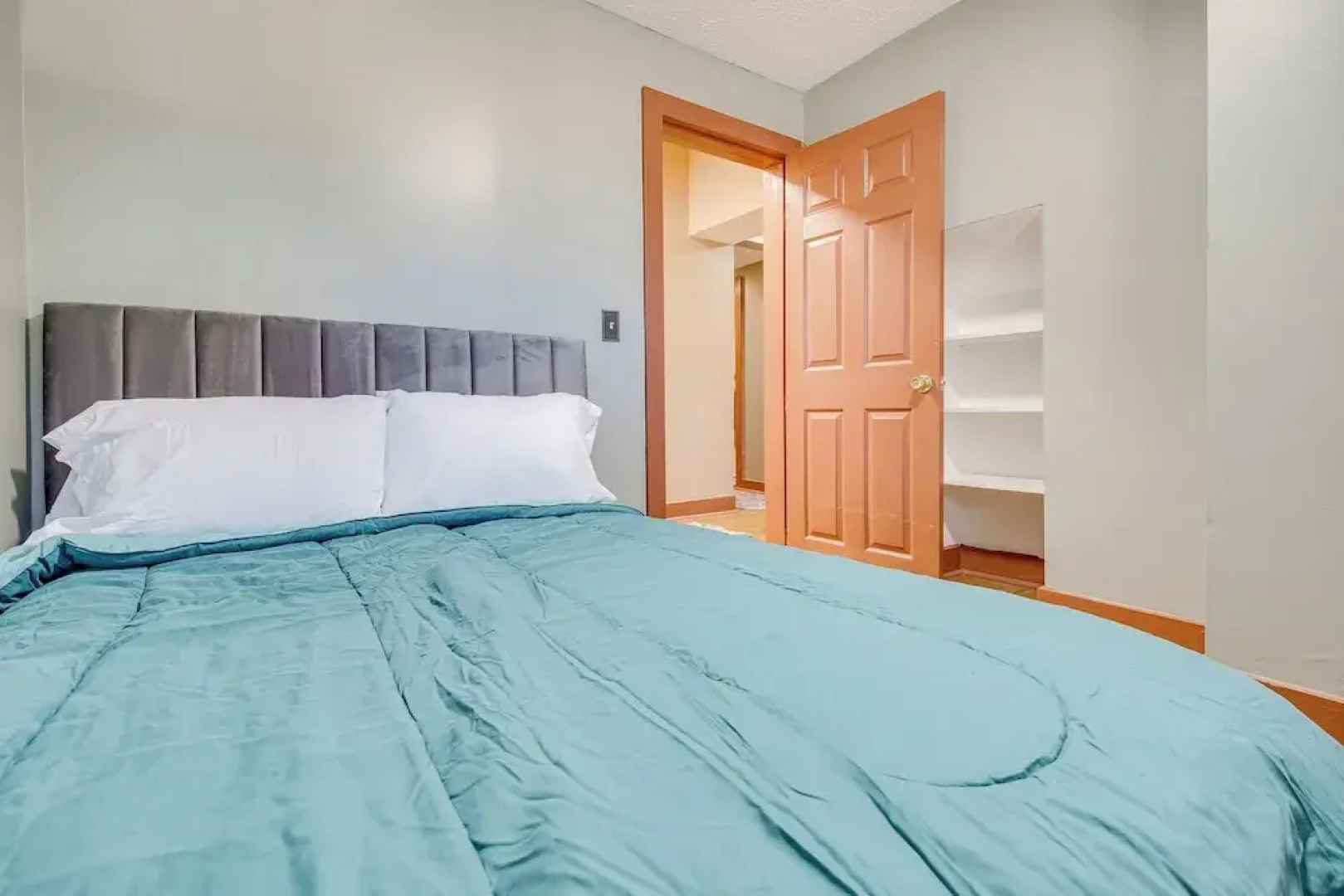 Pet-friendly Dayton Condo ~ 1 Mi to Downtown!