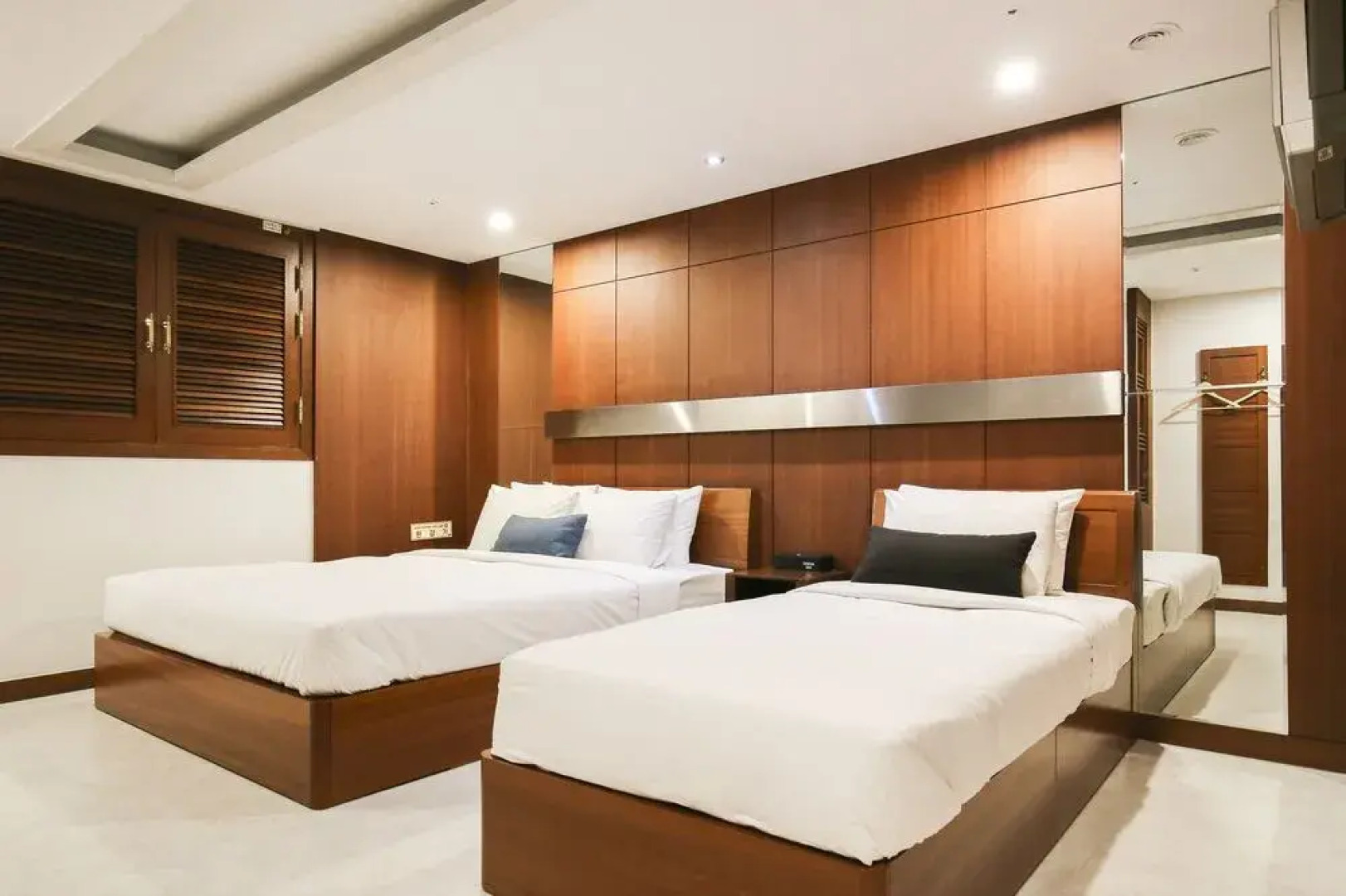 Bucheon Theme Park Tourist Hotel