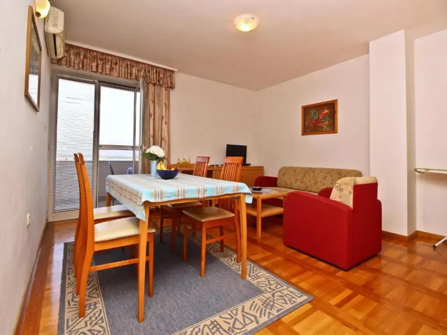 Apartments with a parking space Soline, Krk - 18802