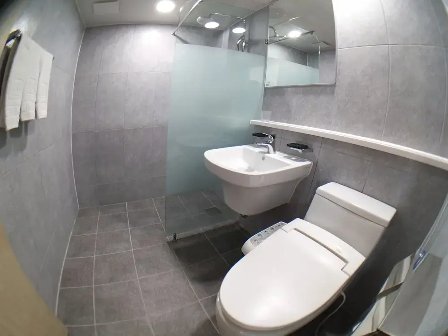 Cheongpung Resort Lake Hotel