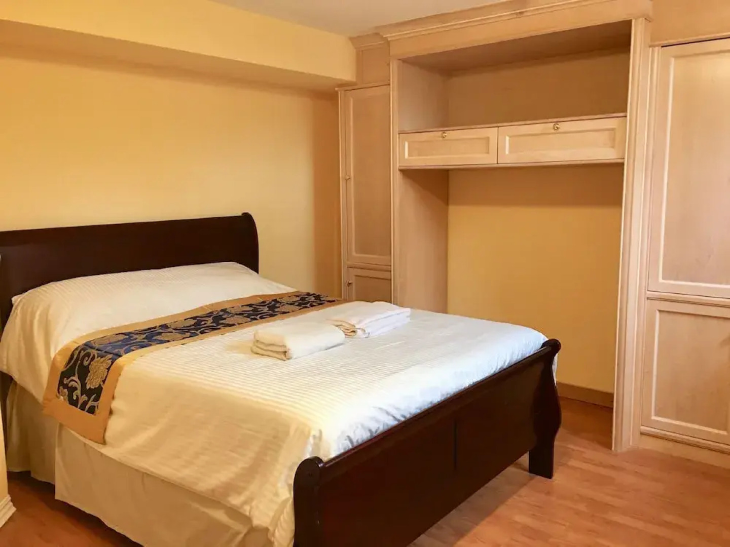 Luxury cozy 9 bedrooms vacation home