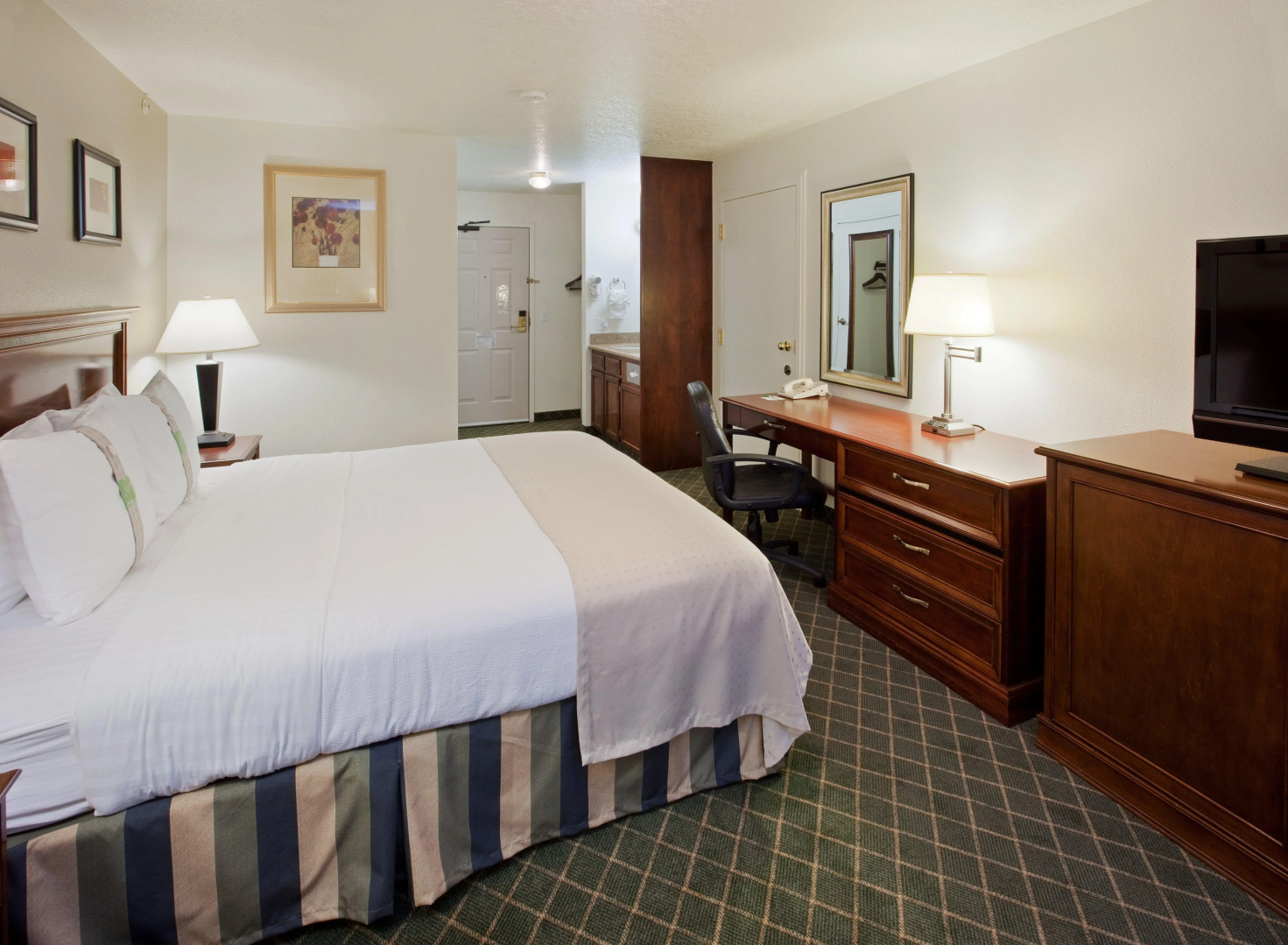 Holiday Inn Redding by IHG
