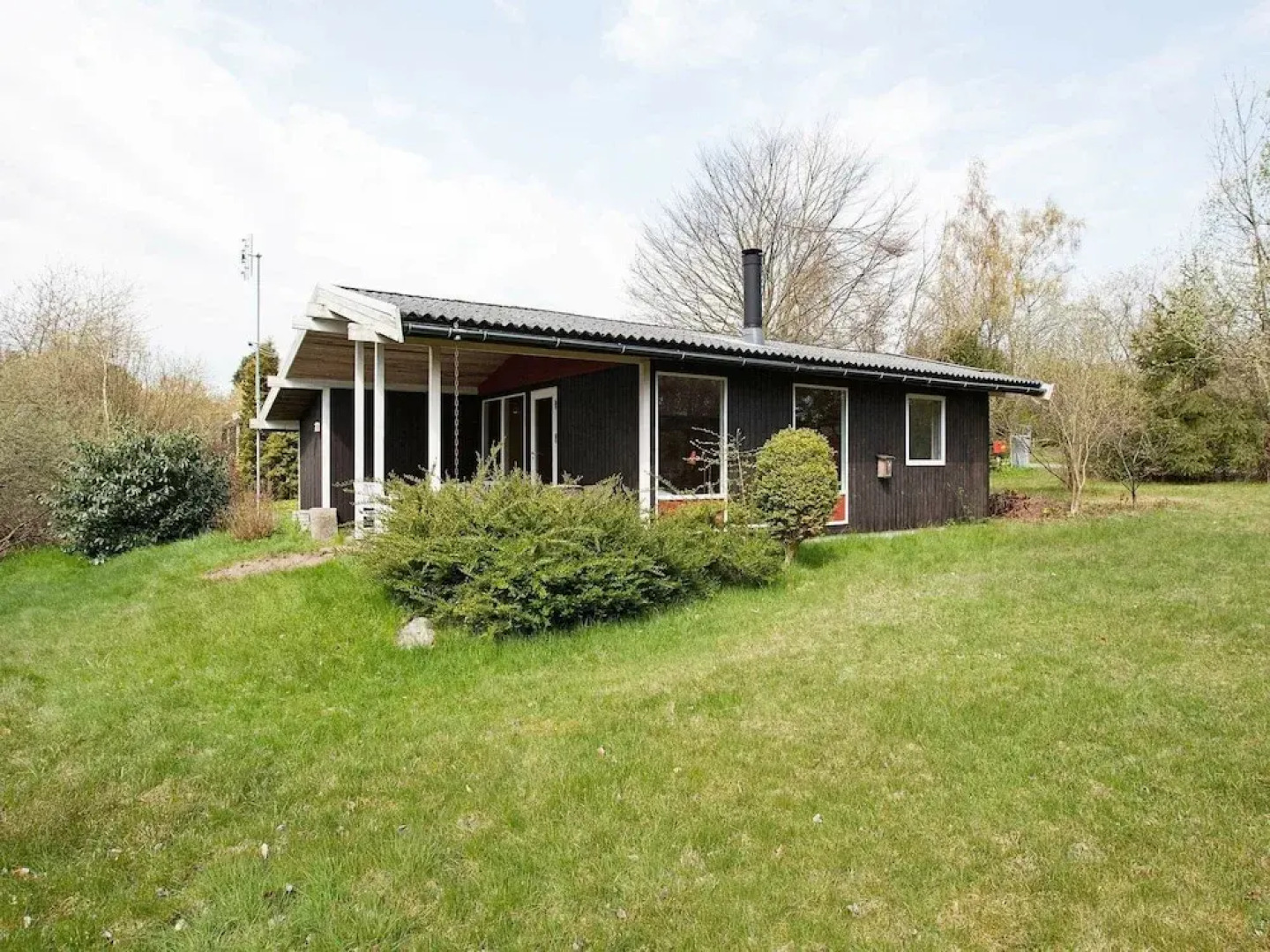 Serene Holiday Home in Gilleleje Near the Sea