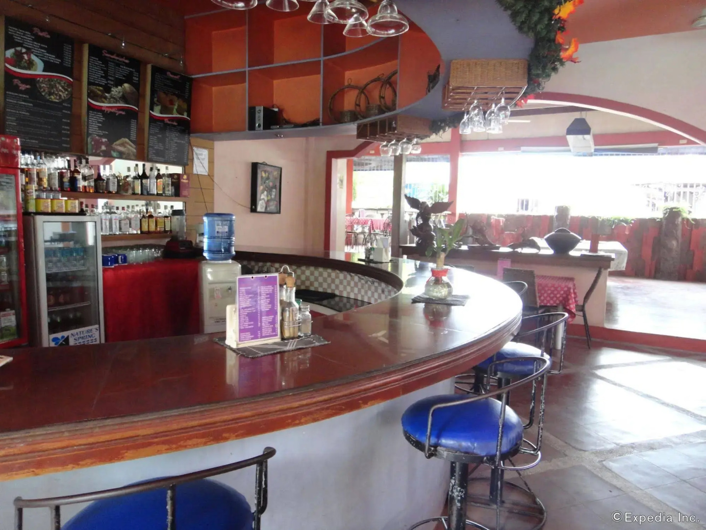 Marquis Hotel and Restaurant