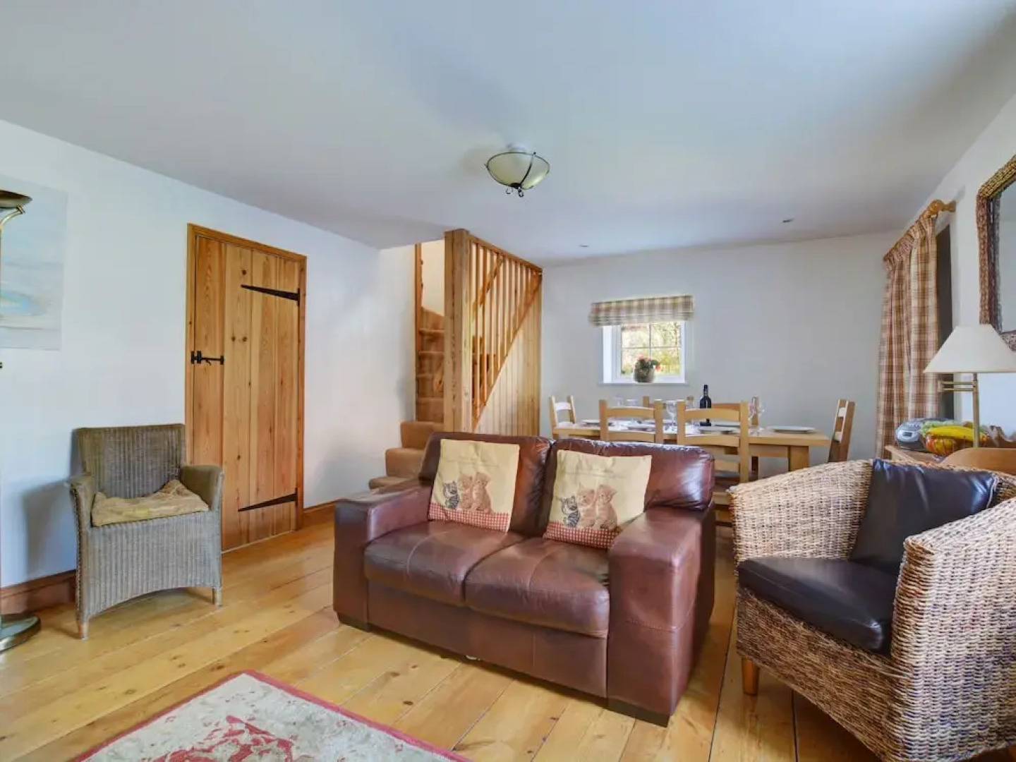 Tasteful holiday home in East Rudham with Garden