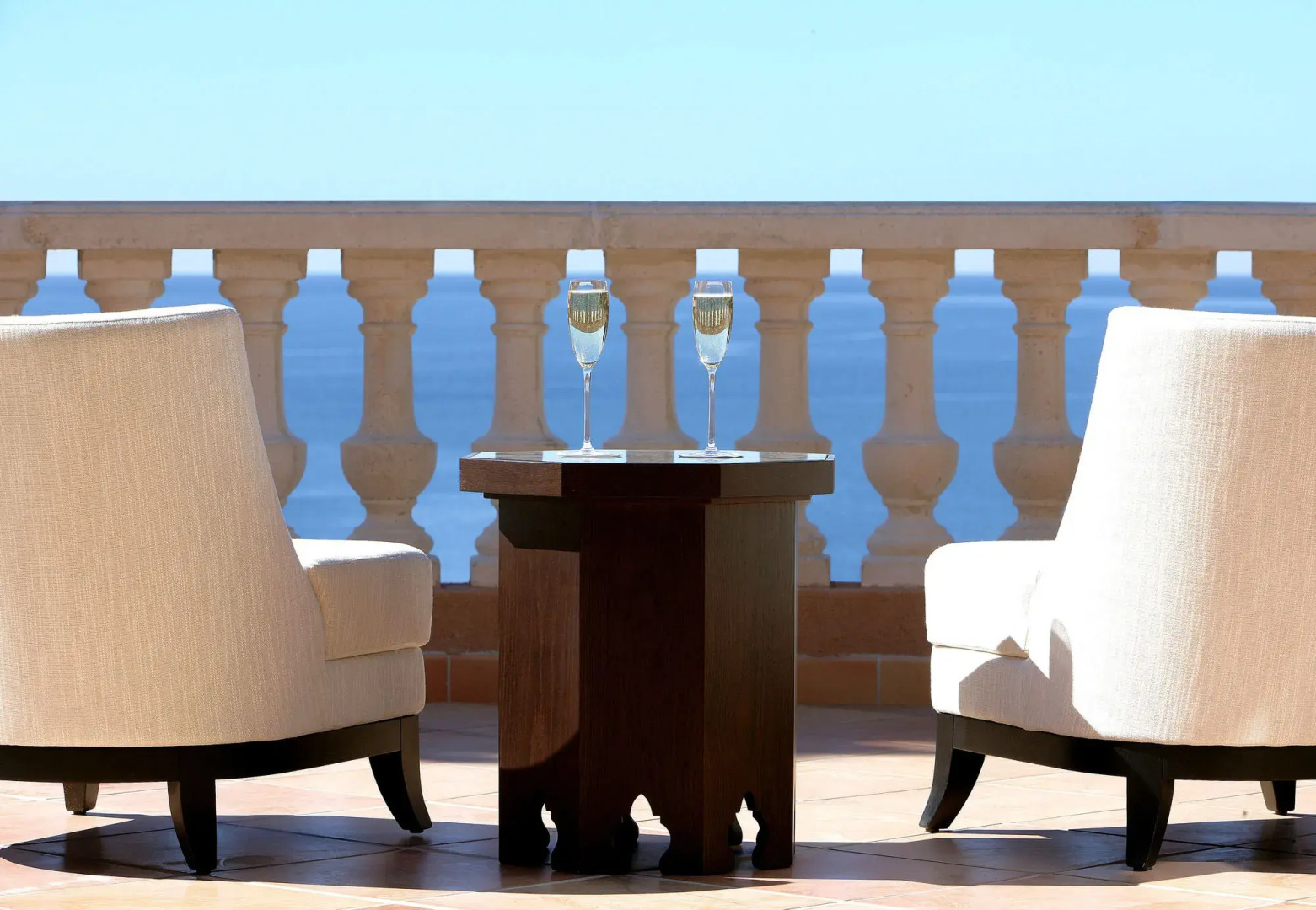 Tiara Yaktsa Côte d'Azur