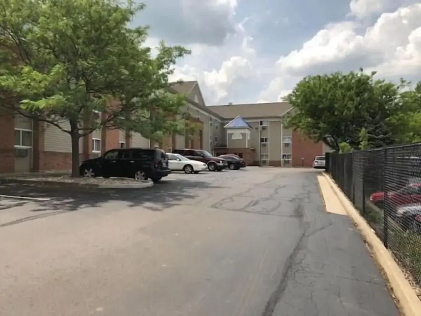 InTown Suites Extended Stay Cincinnati OH - Colerain