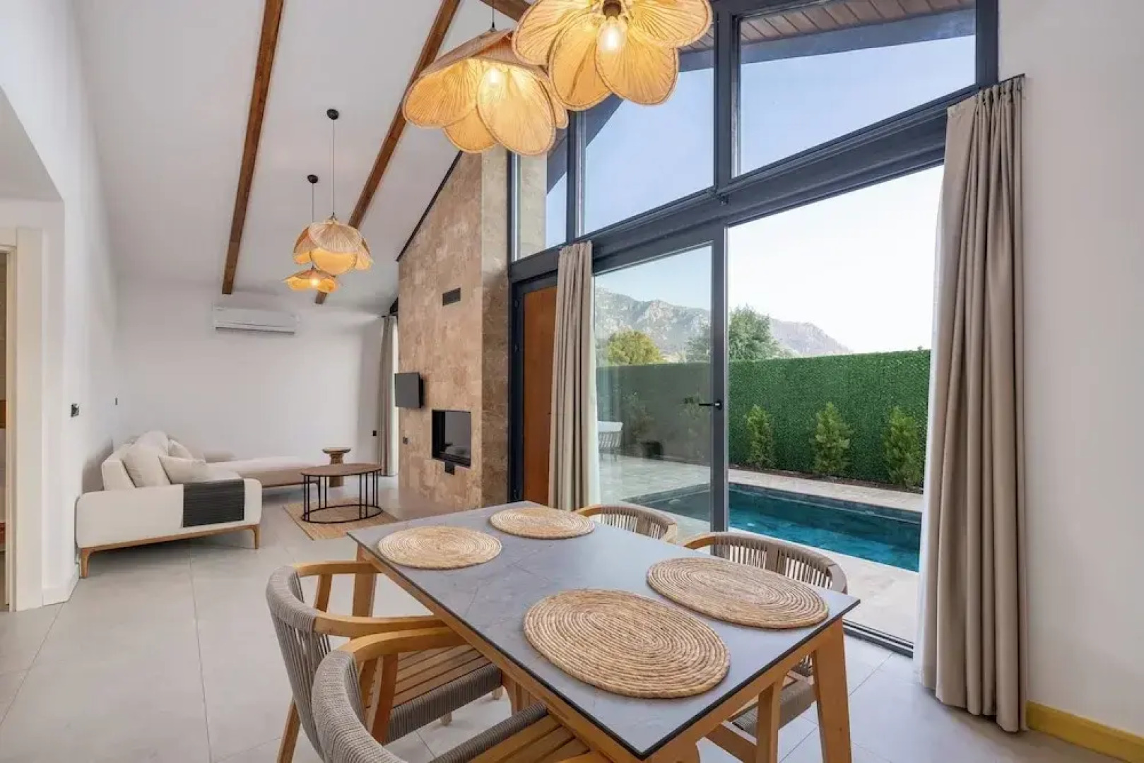 Rota Kilidonia Karaöz Suites&Villas