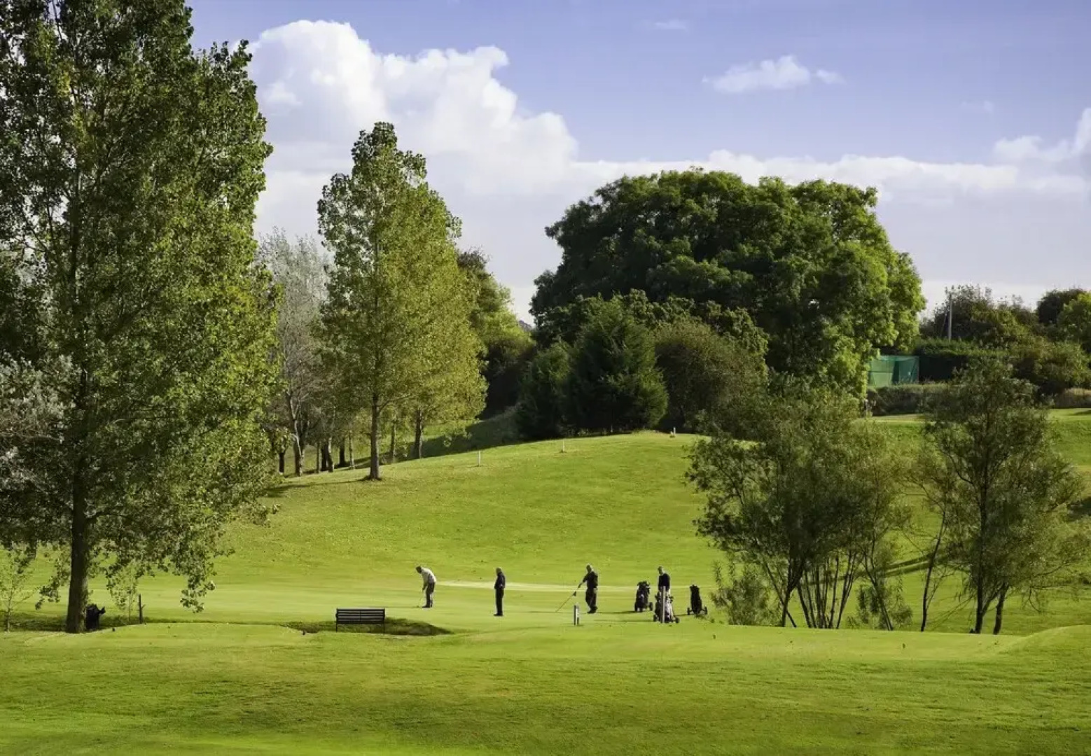 Detached 3 Bed House, Ideal for Long Stays & Pets