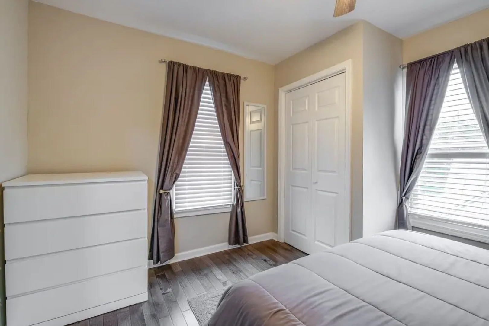 Charming Roanoke Vacation Home - 1 Mi to Downtown!