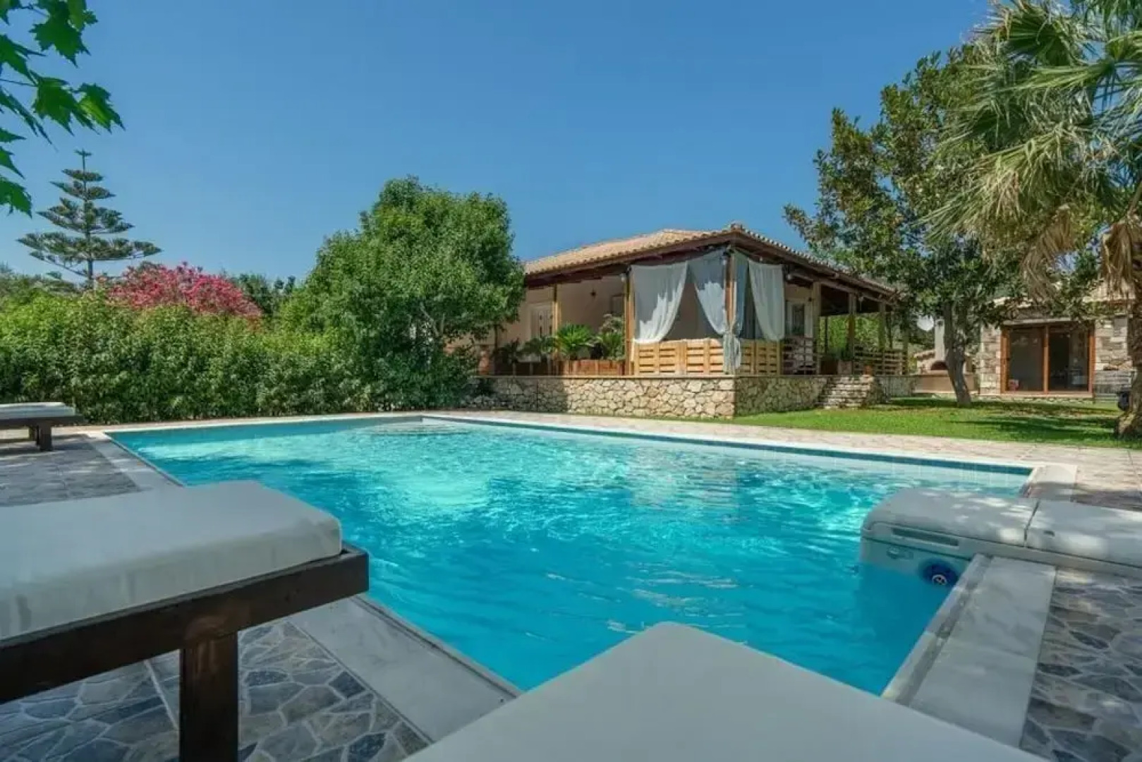 Eleonas Villa 4 Bedroom Villa With Private Pool