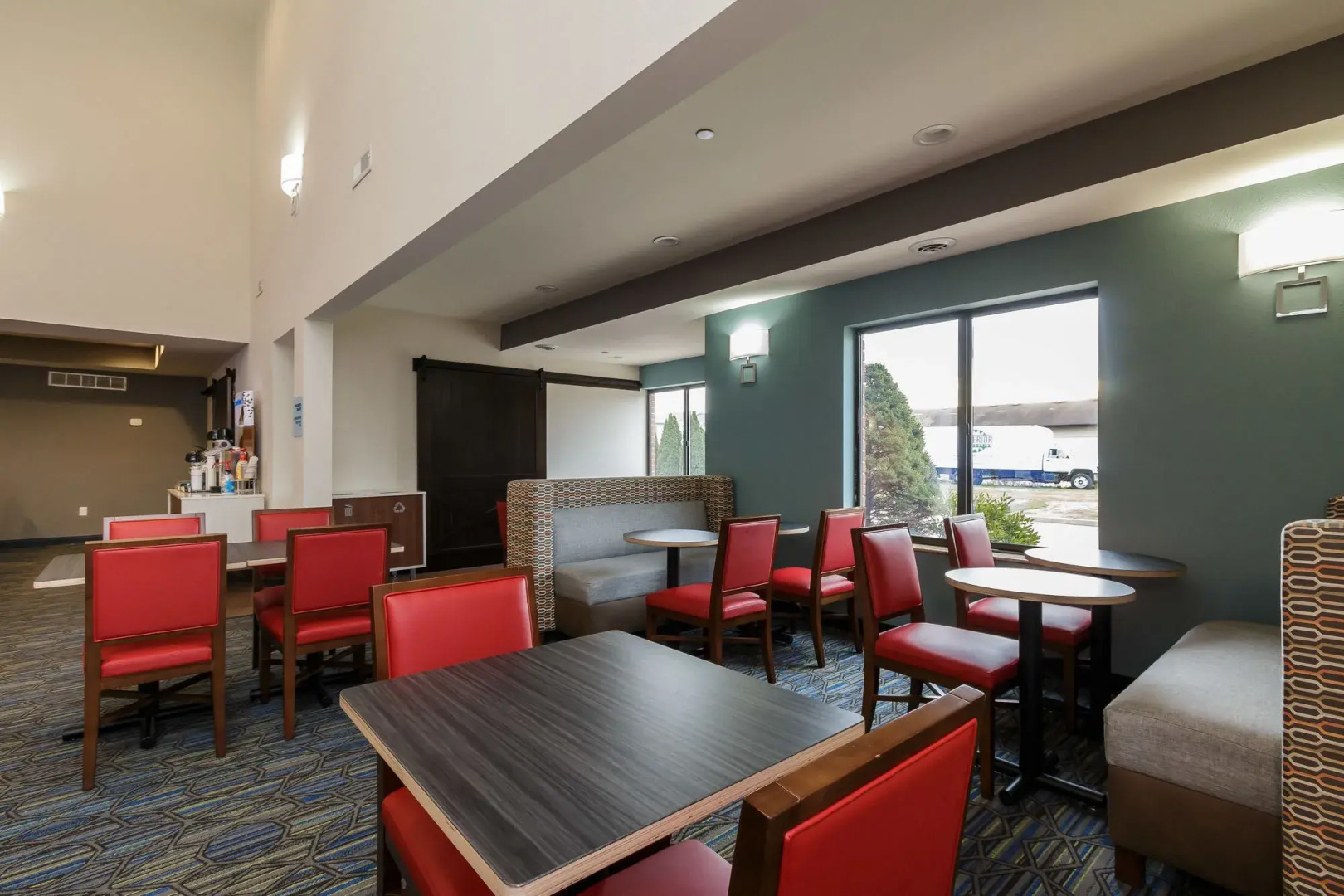 Holiday Inn Express Hotel & Suites South Bend by IHG