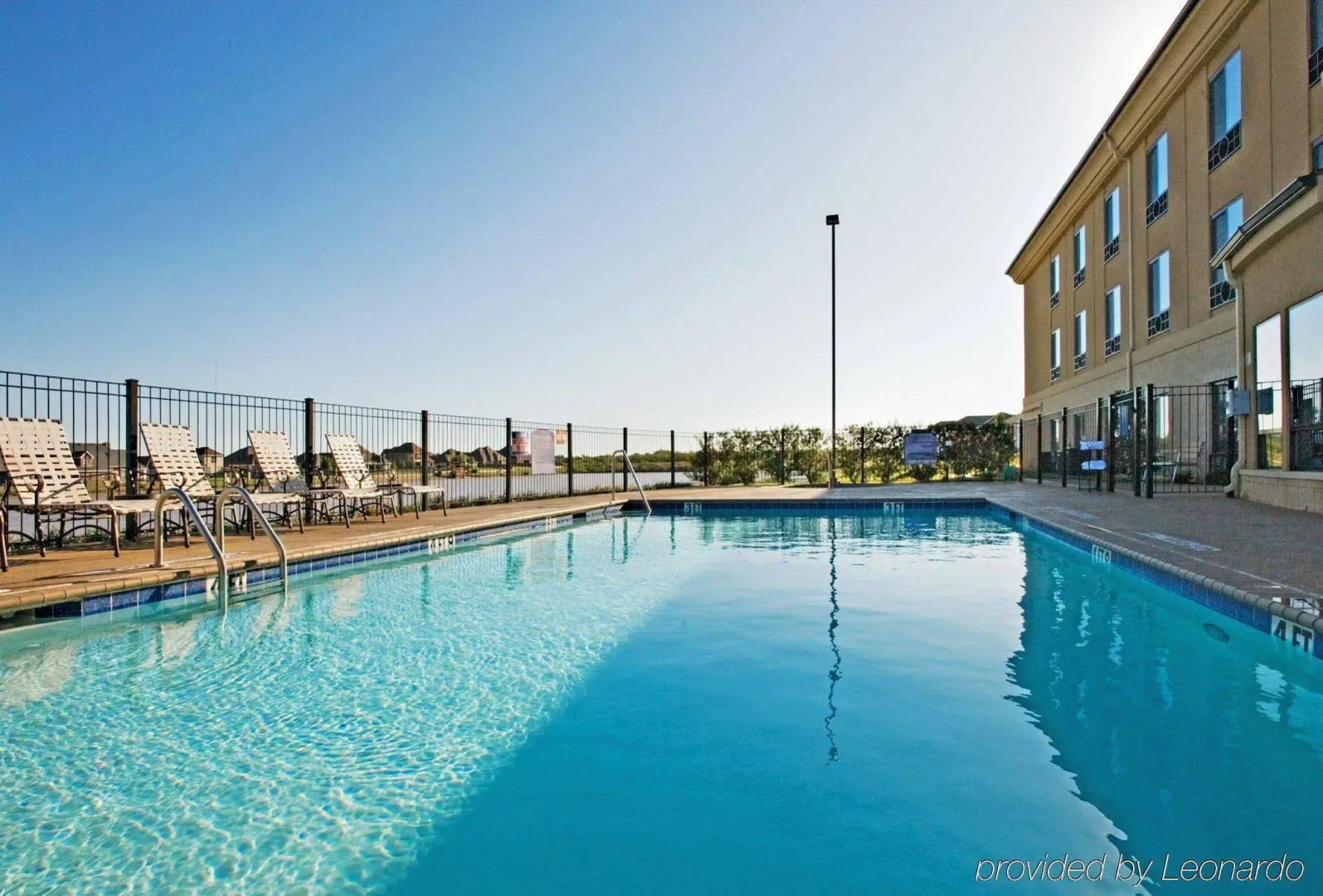 Holiday Inn Express & Suites Wichita Falls by IHG