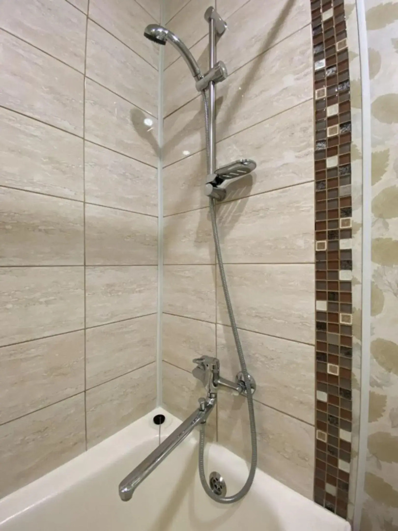 Желтый Нарцисс на улице Пархоменко