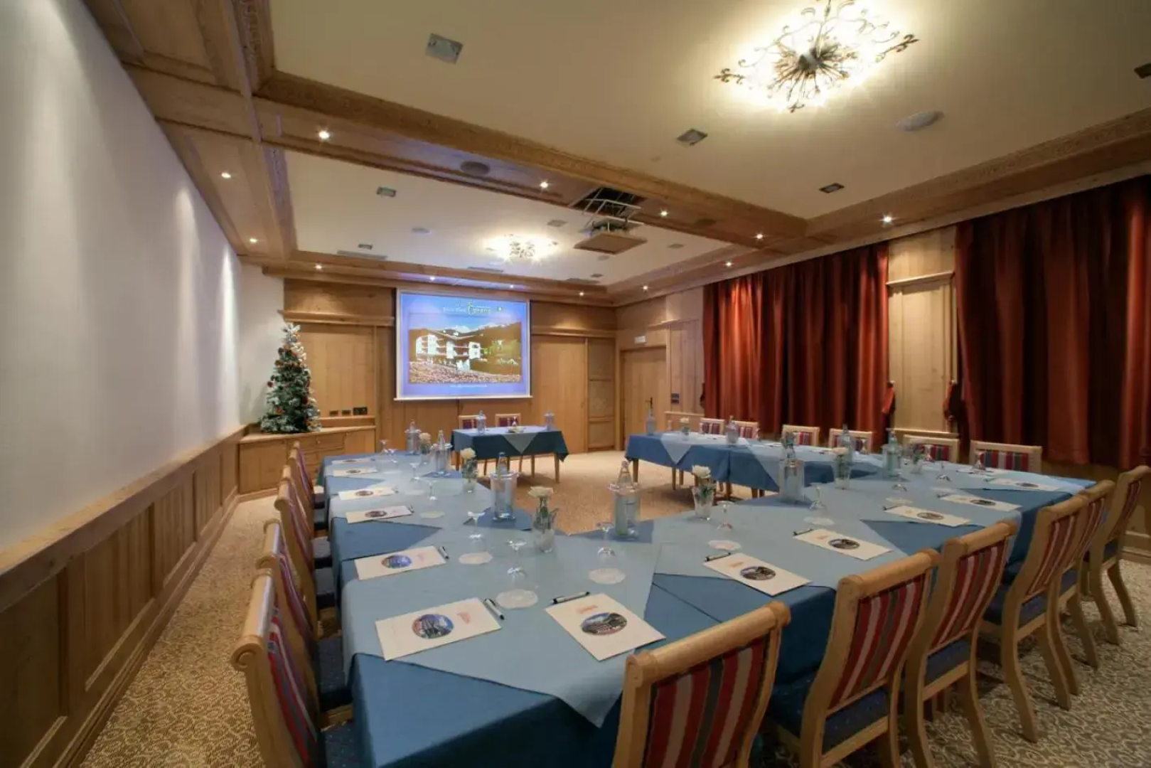 Alpen Hotel Corona