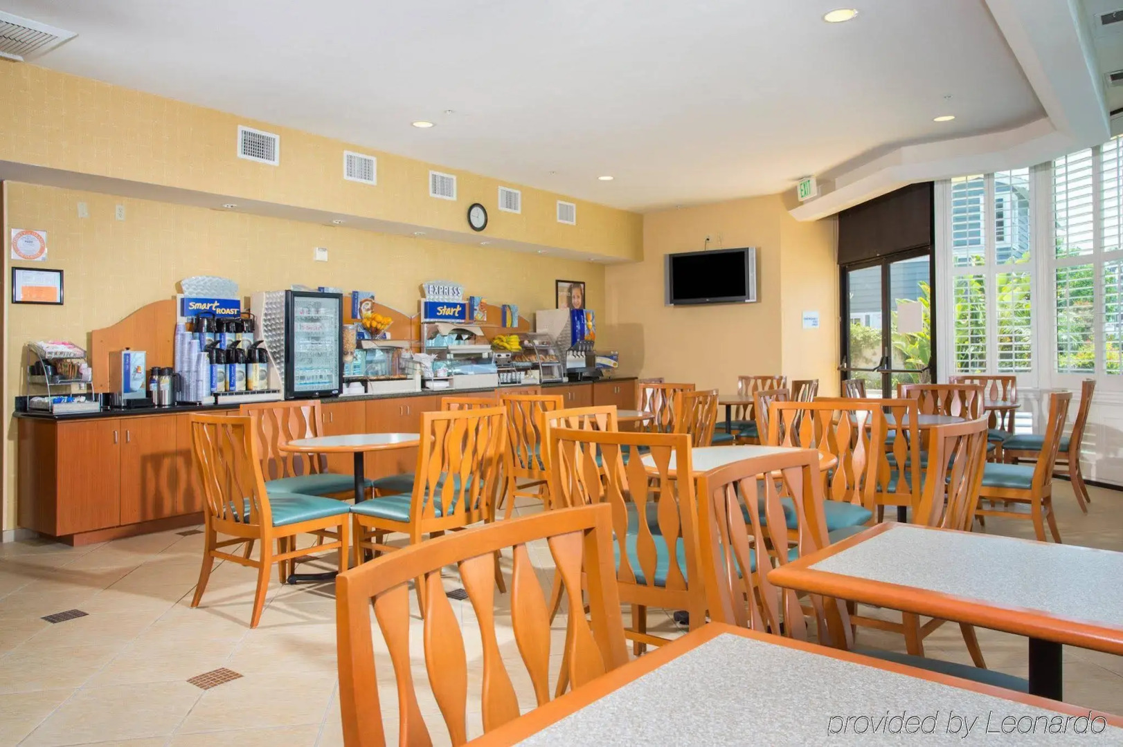 Holiday Inn Express Newport Beach by IHG