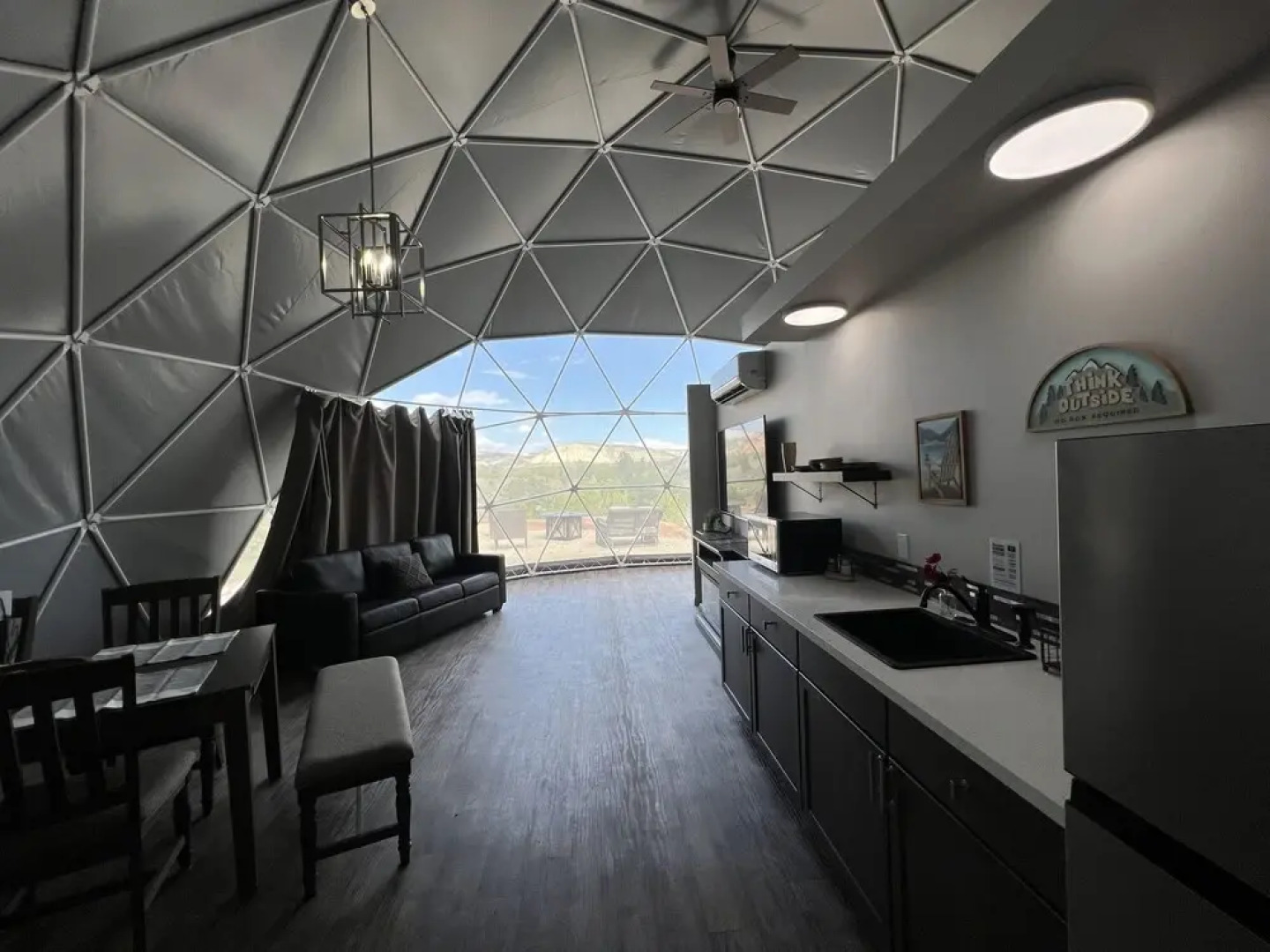 Bryce Glamp And Camp