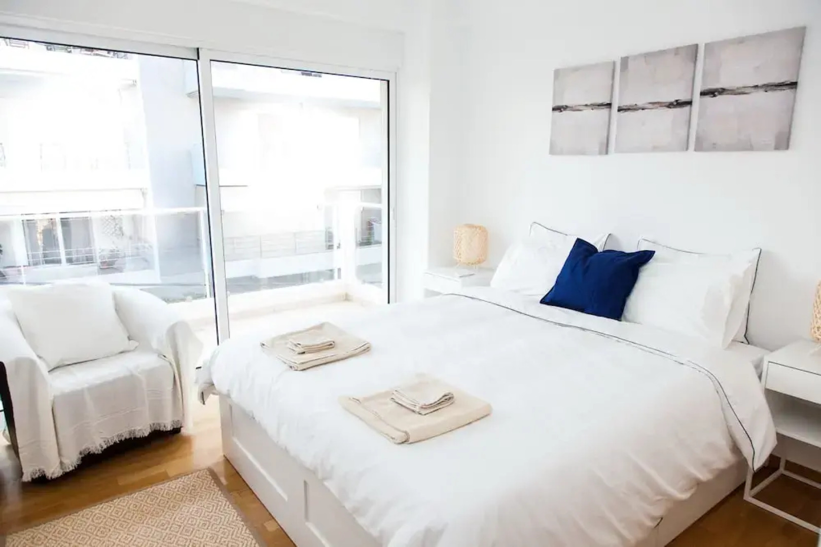 Modern Spacious APT 2BR in Rafina