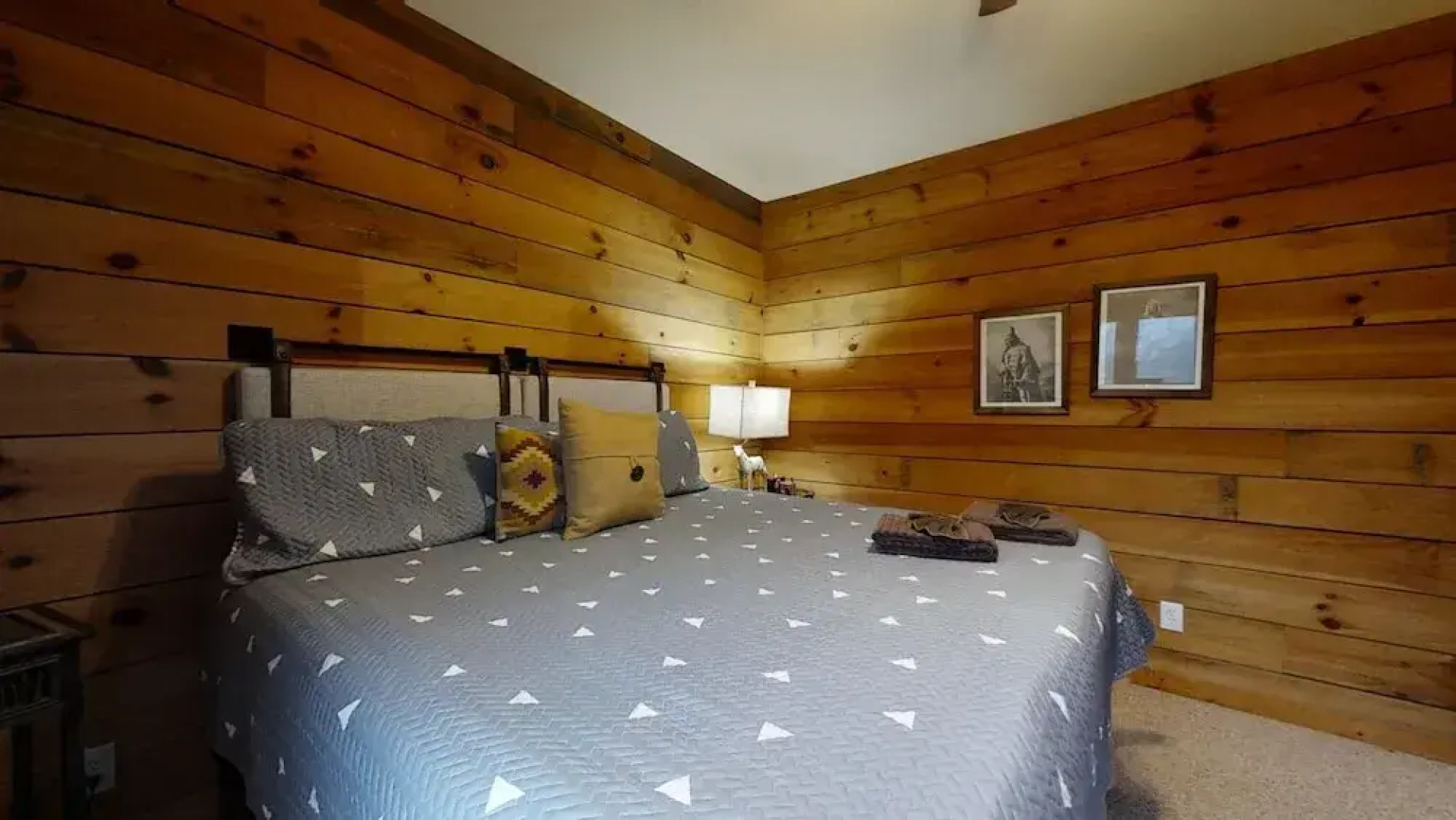 Horsin Around Tennessee