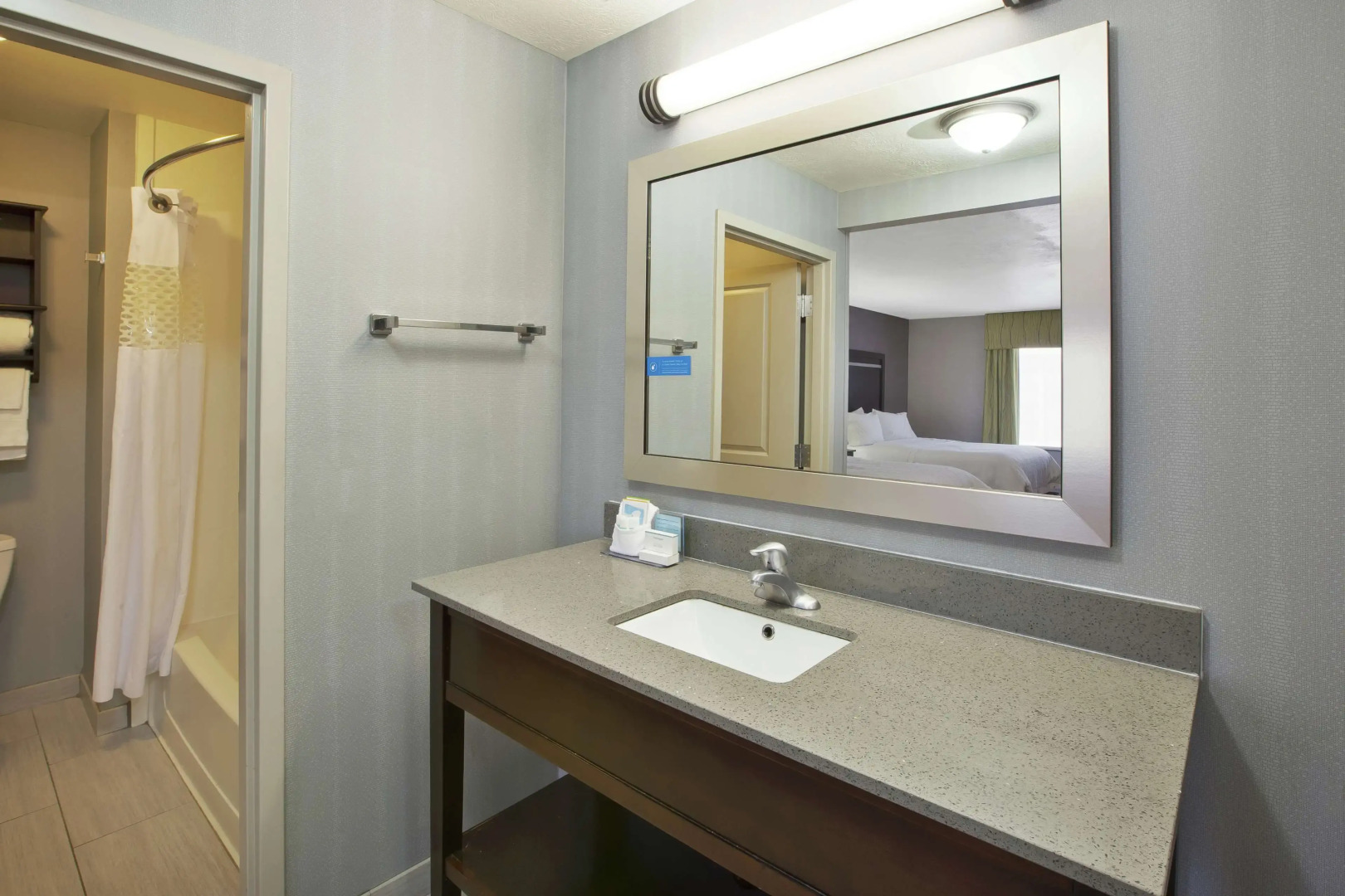 Hampton Inn & Suites Elyria